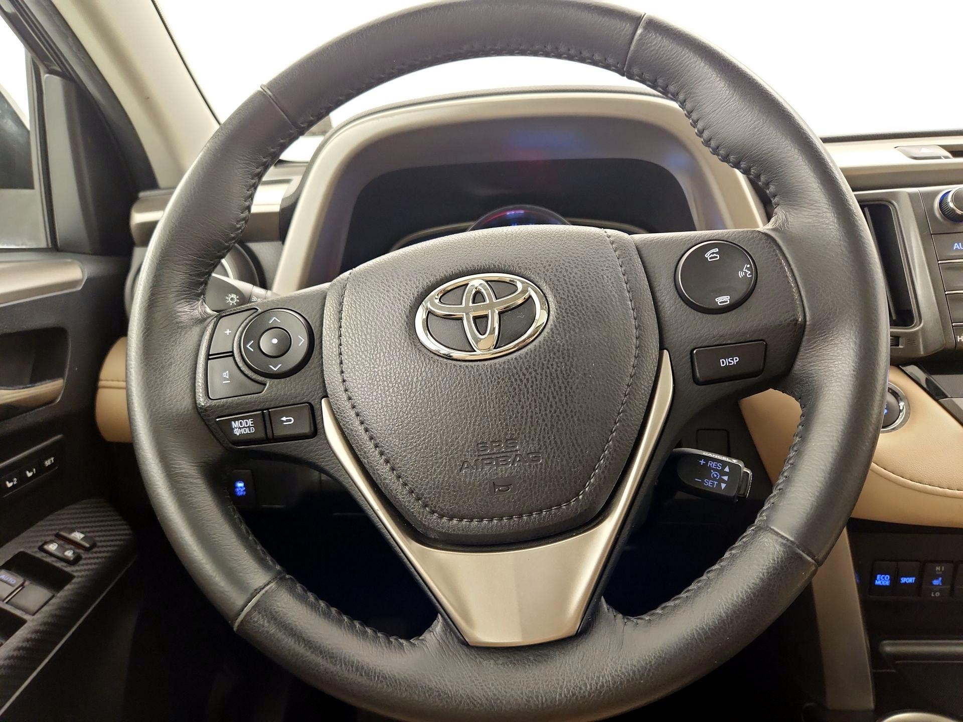 Thumbnail: 2014 Toyota RAV4 - 10