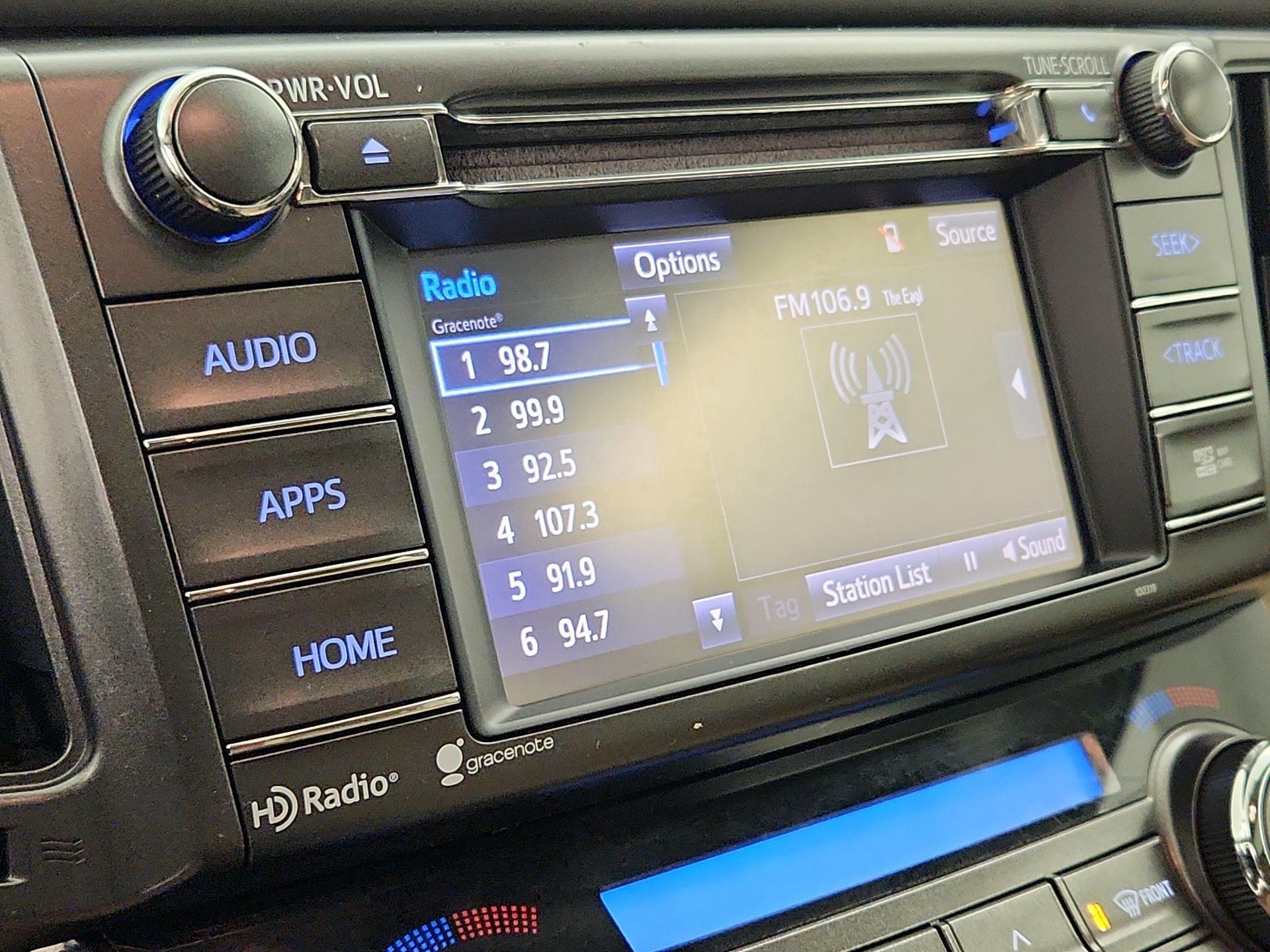 Thumbnail: 2014 Toyota RAV4 - 15