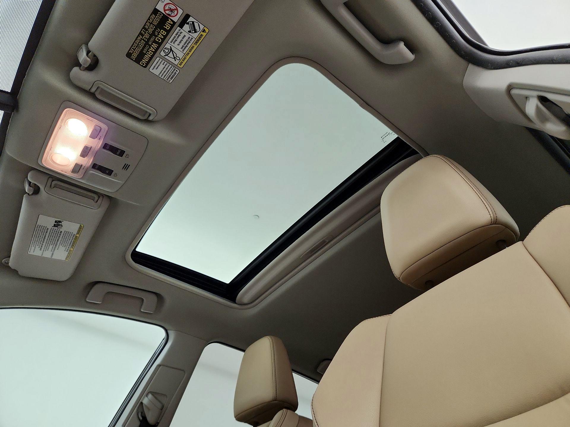 Thumbnail: 2014 Toyota RAV4 - 19