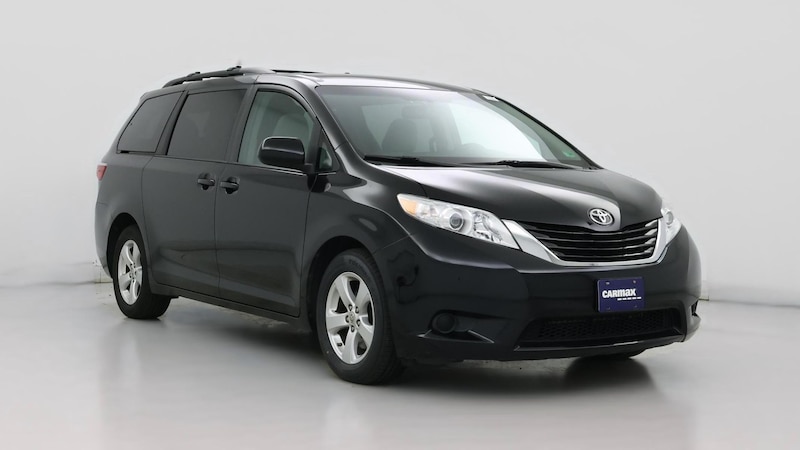 2015 Toyota Sienna LE Hero Image