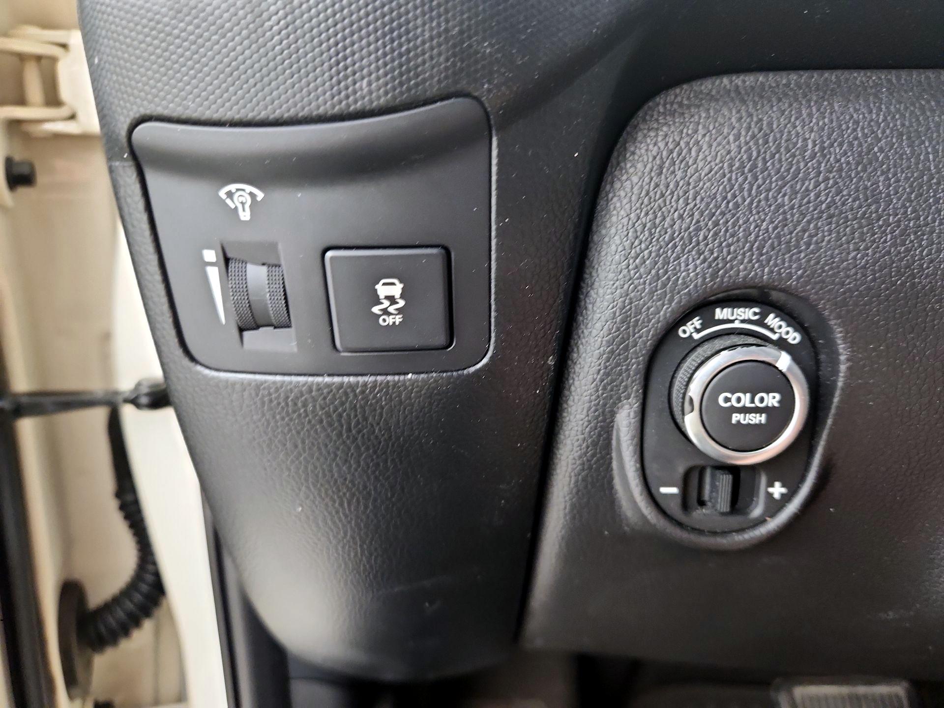 Thumbnail: 2013 Kia Soul - 13