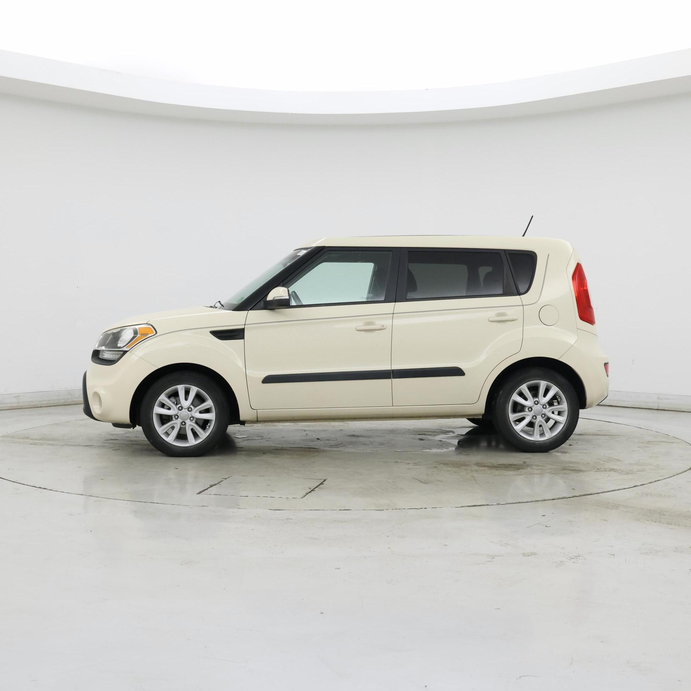 Thumbnail: 2013 Kia Soul - 3