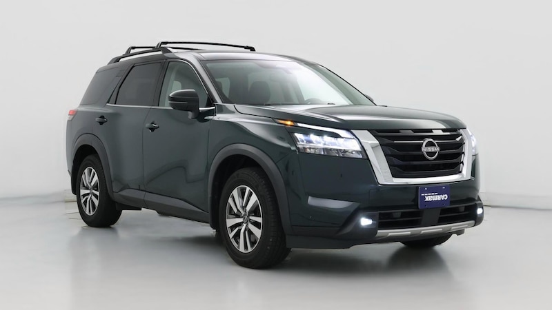 2022 Nissan Pathfinder SL Hero Image