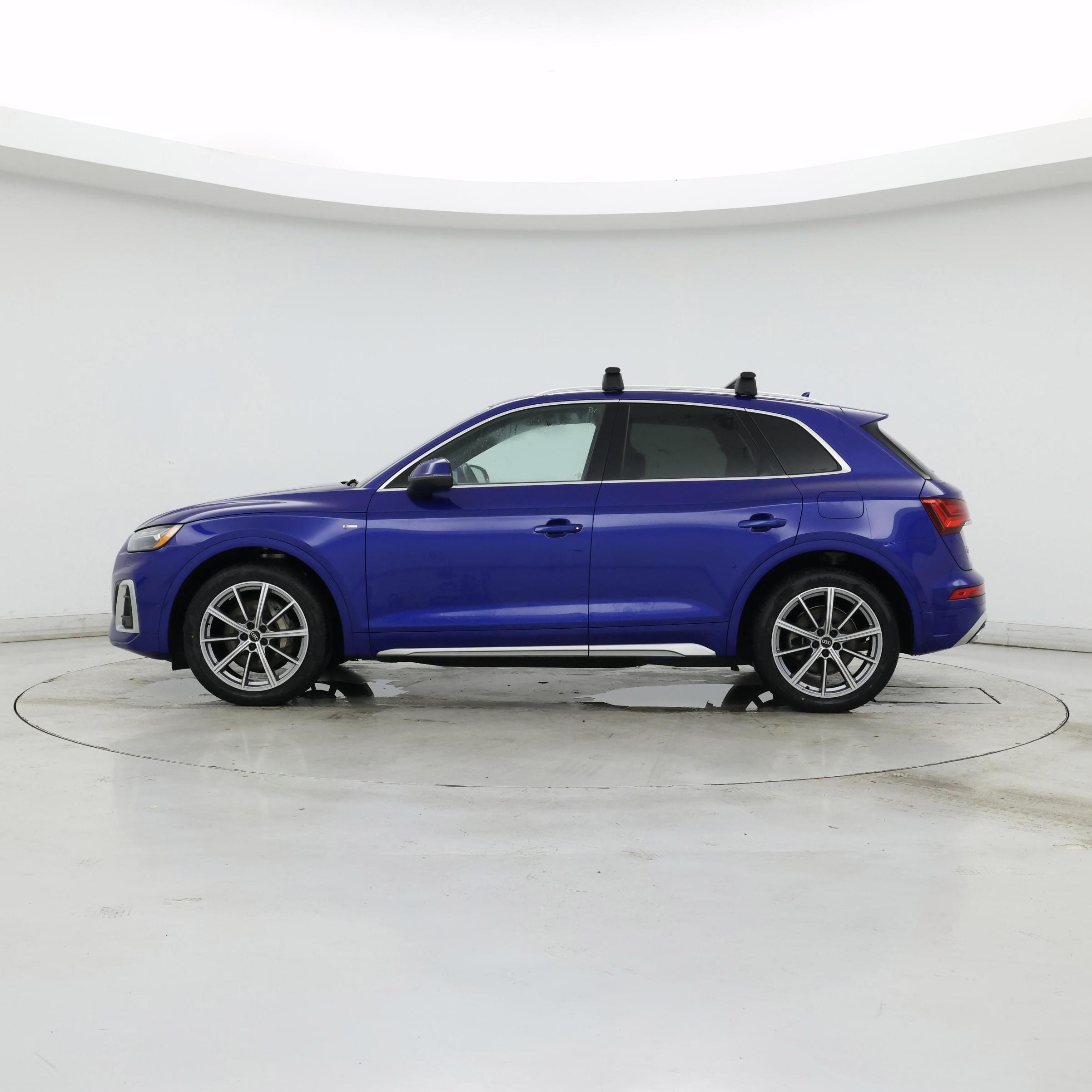 Thumbnail: 2021 Audi Q5 - 3