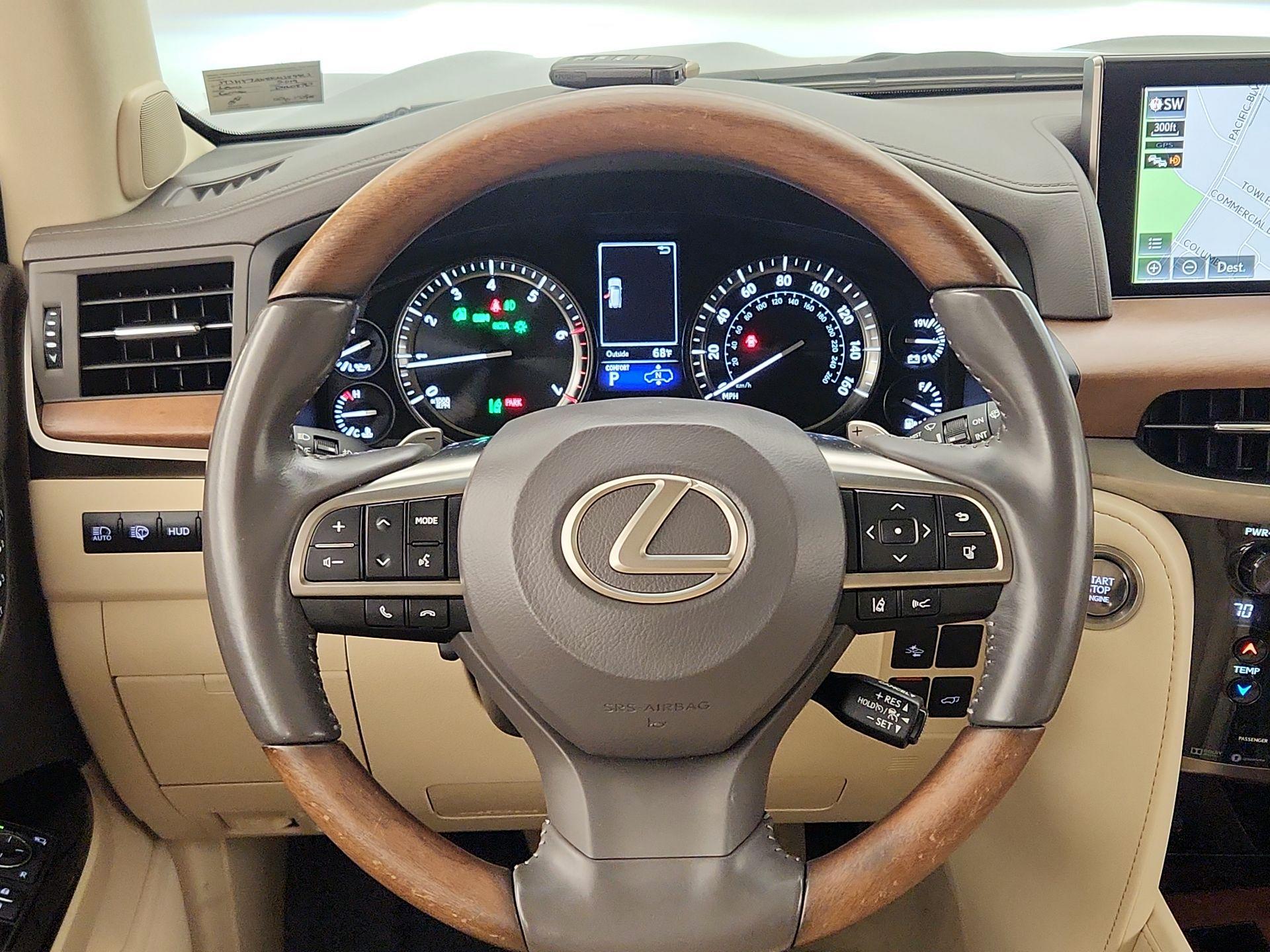Thumbnail: 2019 Lexus LX - 10