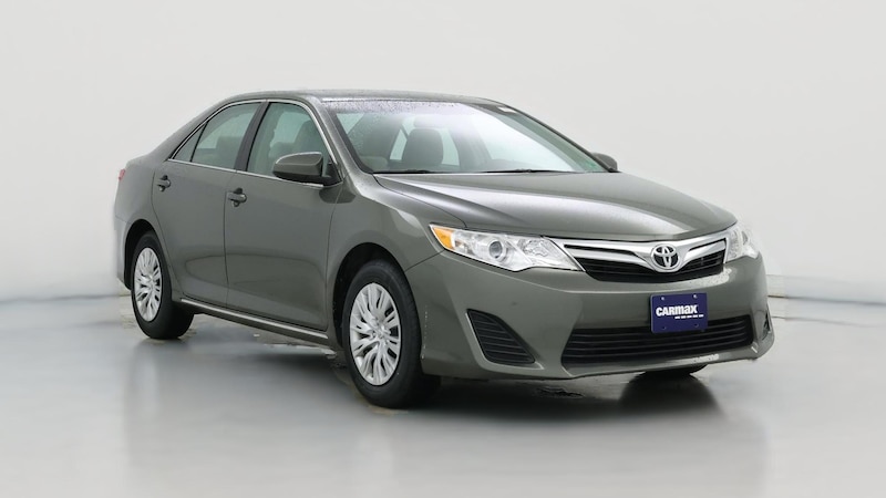 2013 Toyota Camry LE Hero Image