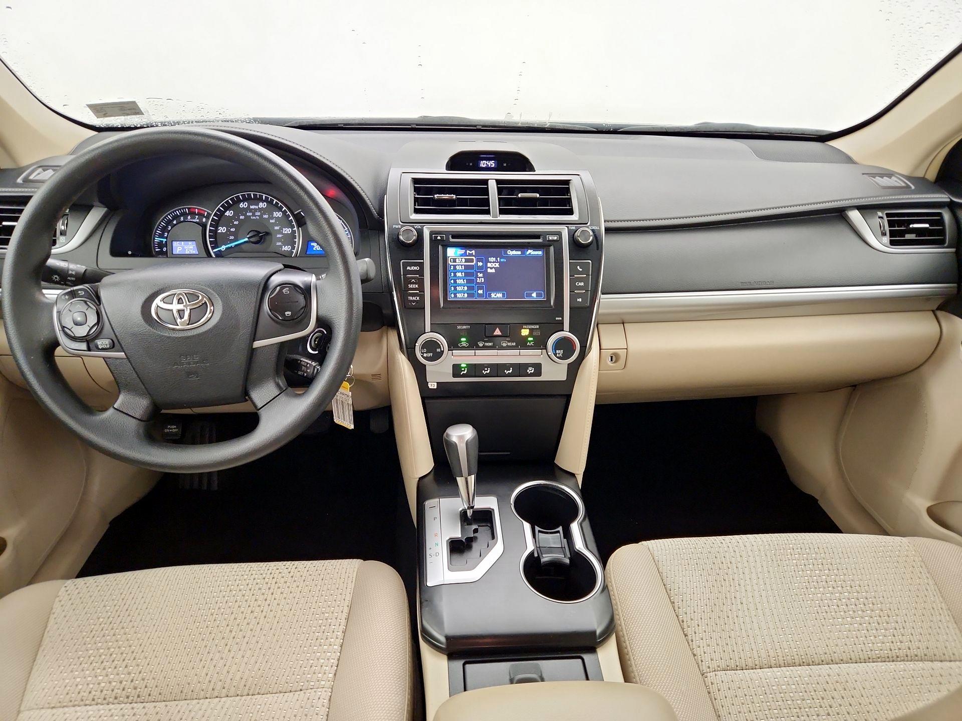 Thumbnail: 2013 Toyota Camry - 9