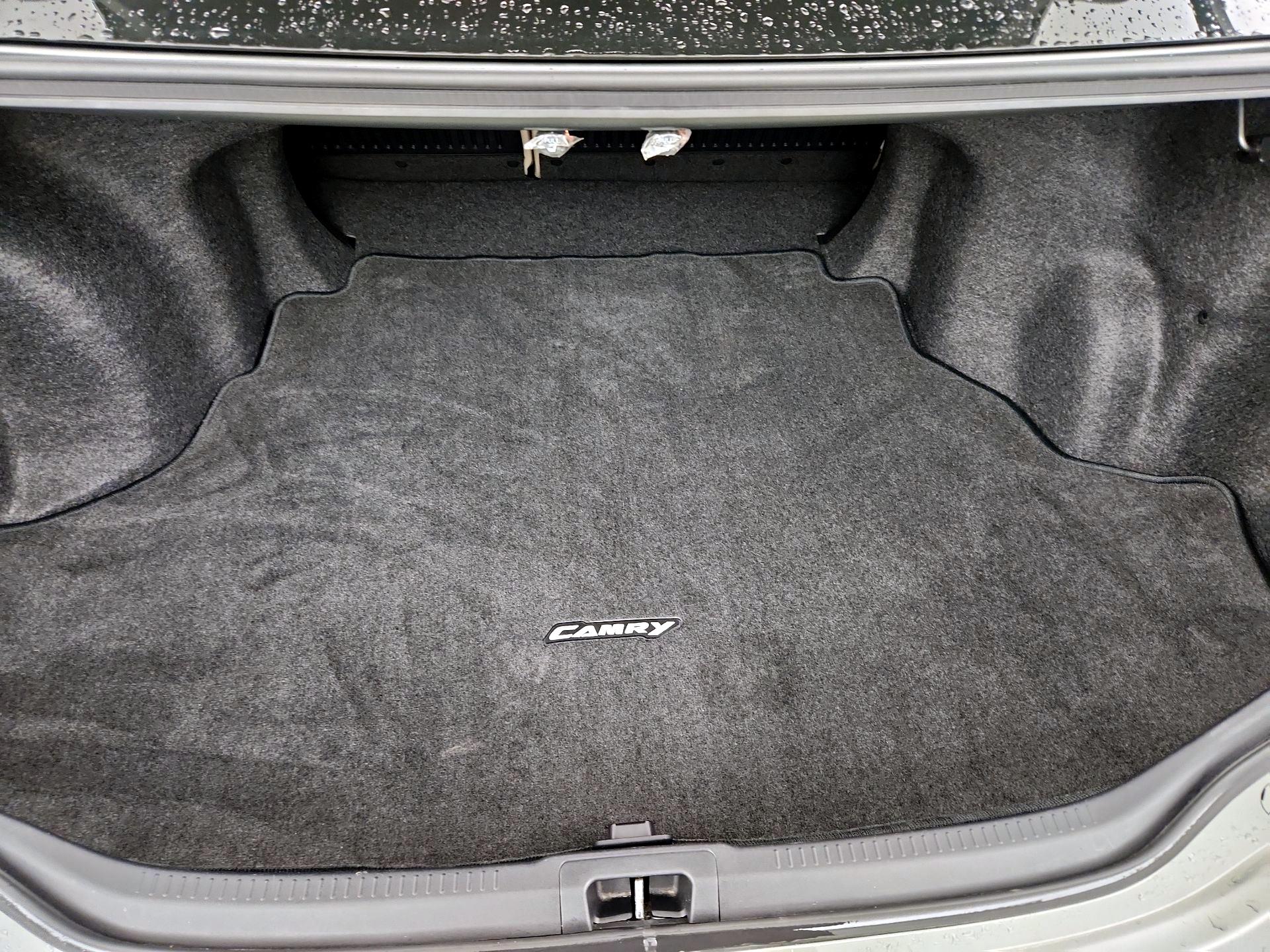 Thumbnail: 2013 Toyota Camry - 19
