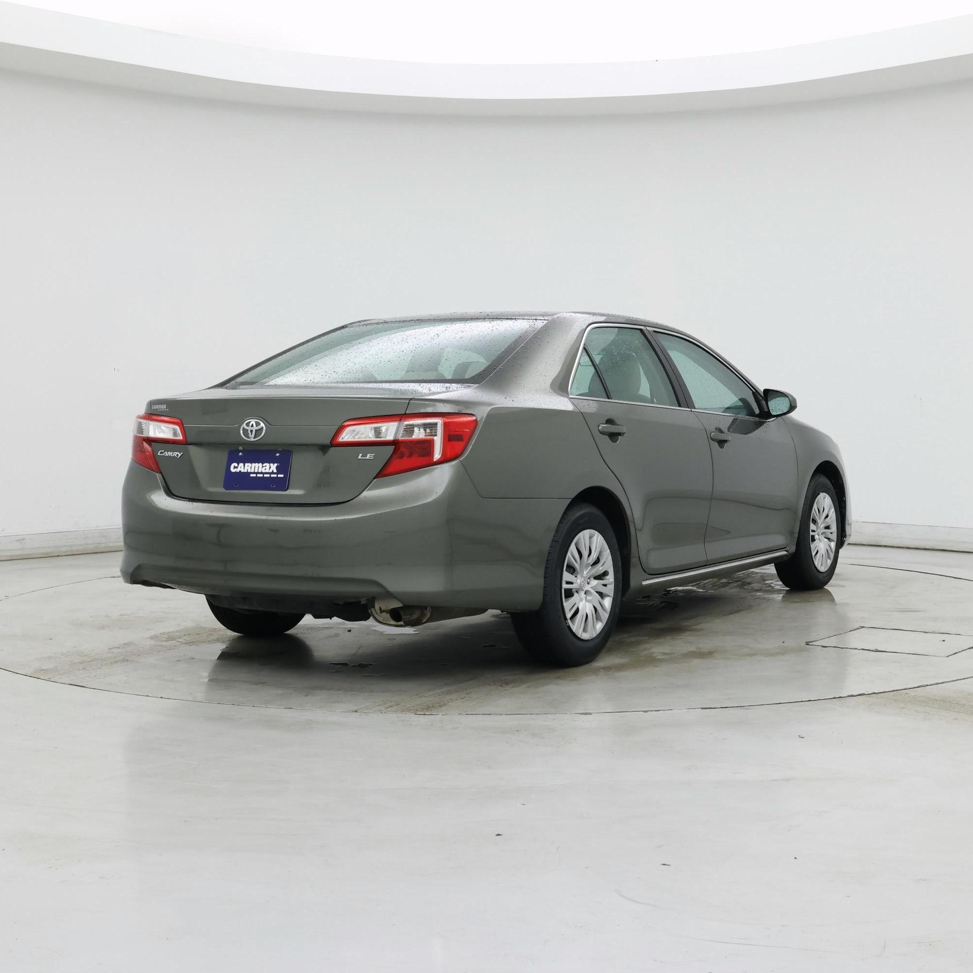 Thumbnail: 2013 Toyota Camry - 8