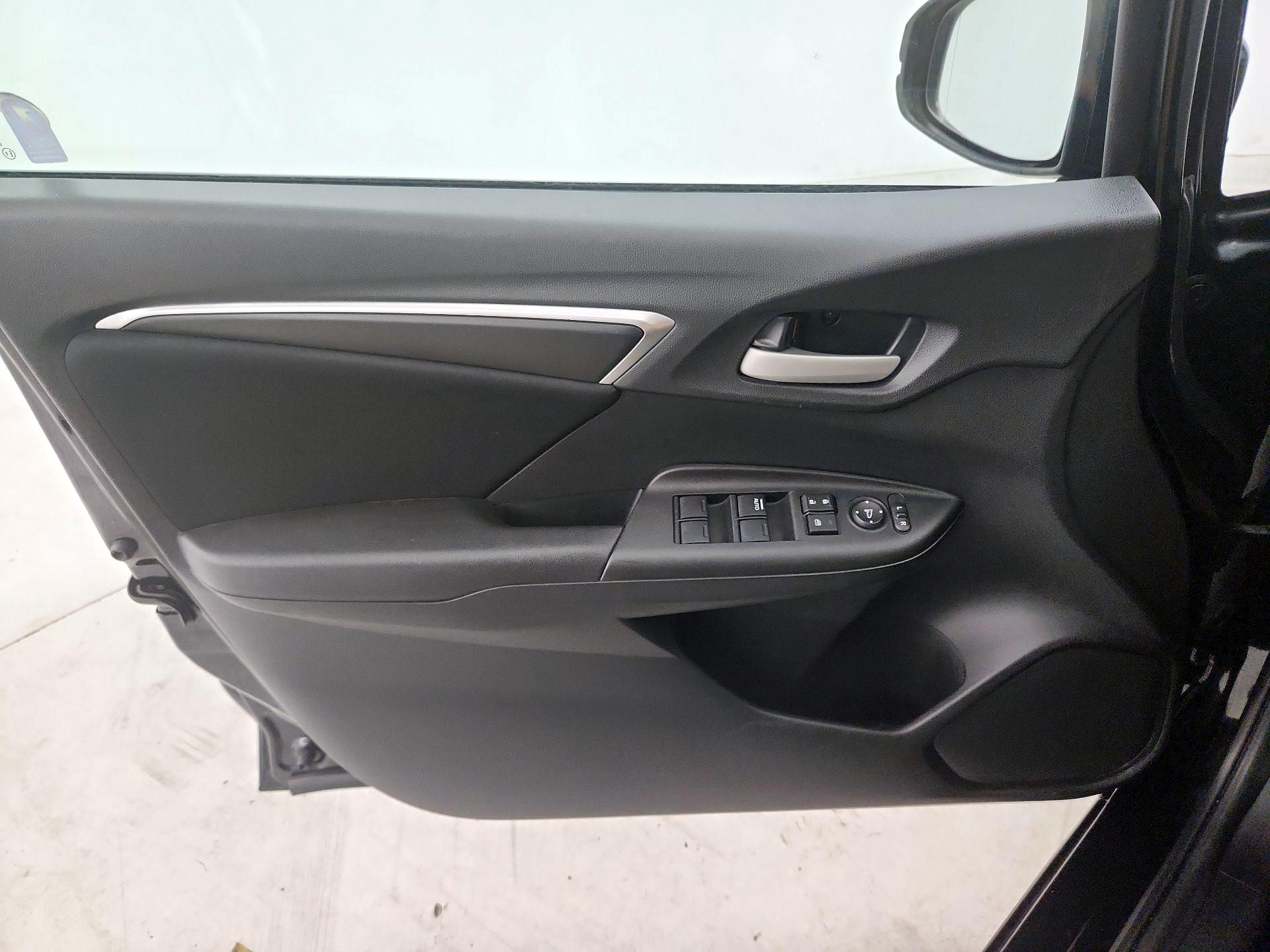 Thumbnail: 2015 Honda Fit - 12