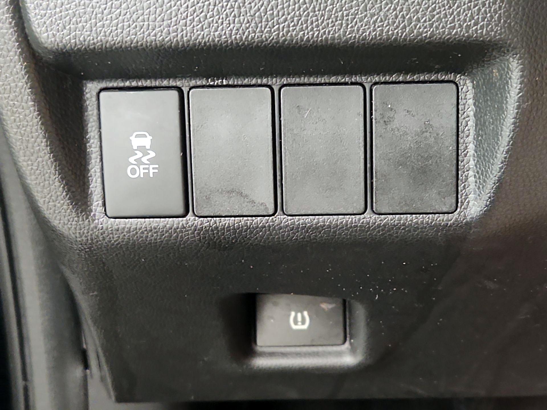 Thumbnail: 2015 Honda Fit - 13