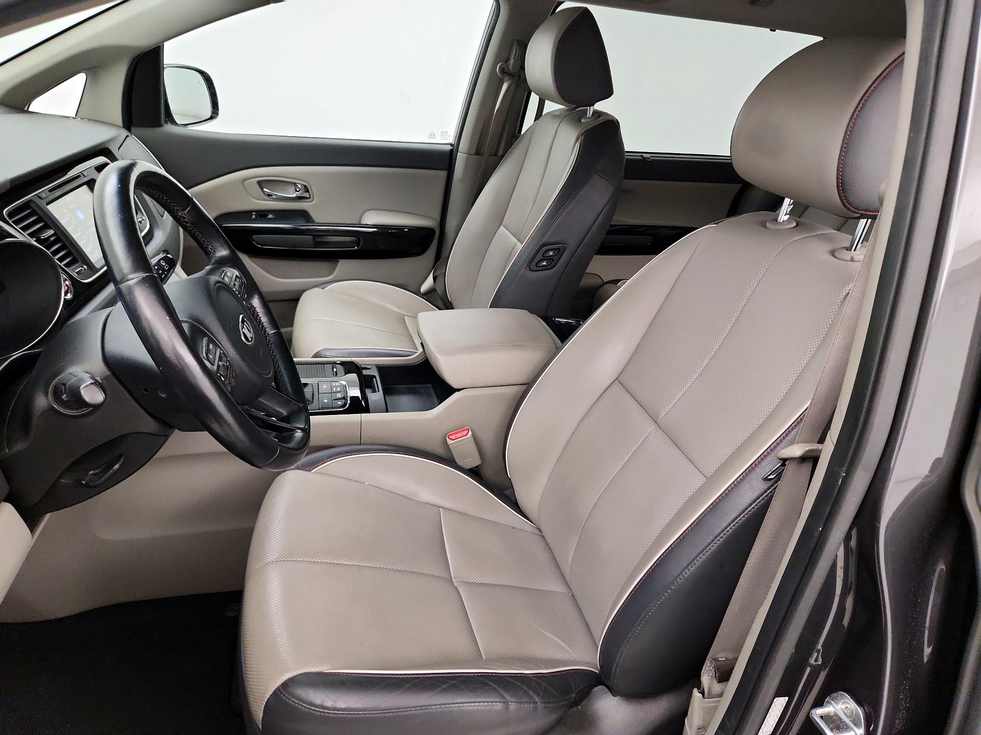 Thumbnail: 2017 Kia Sedona - 11