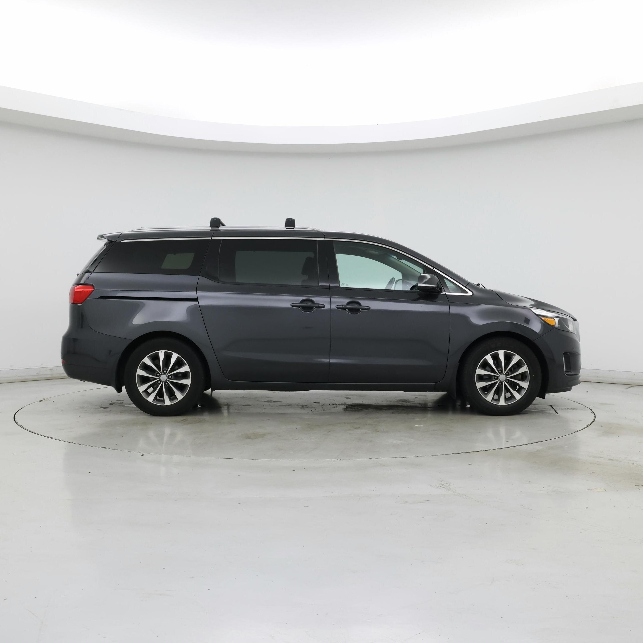 Thumbnail: 2017 Kia Sedona - 7