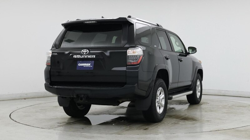 2023 Toyota 4Runner SR5 8