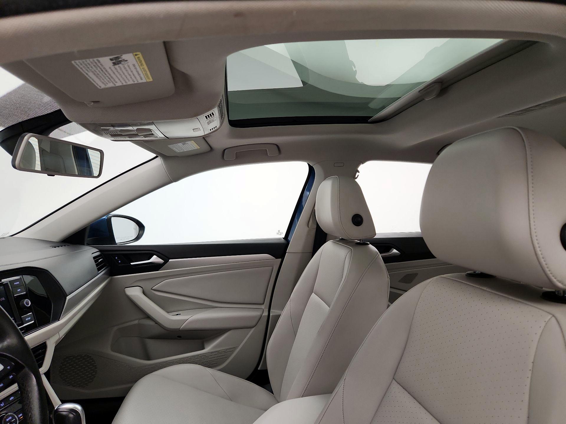 Thumbnail: 2019 Volkswagen Jetta - 19