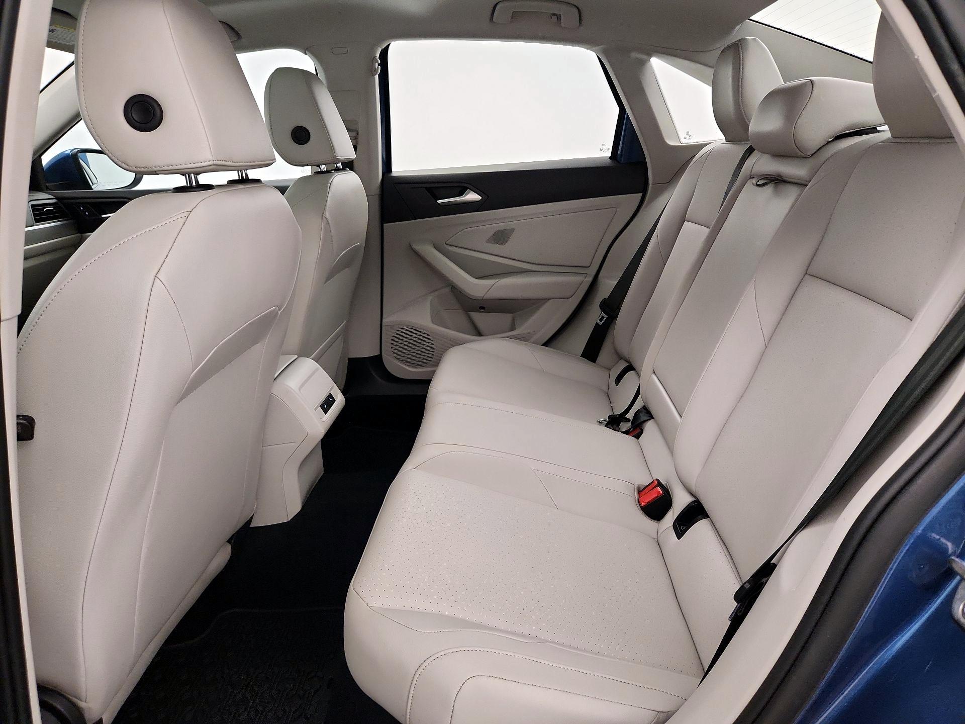 Thumbnail: 2019 Volkswagen Jetta - 20