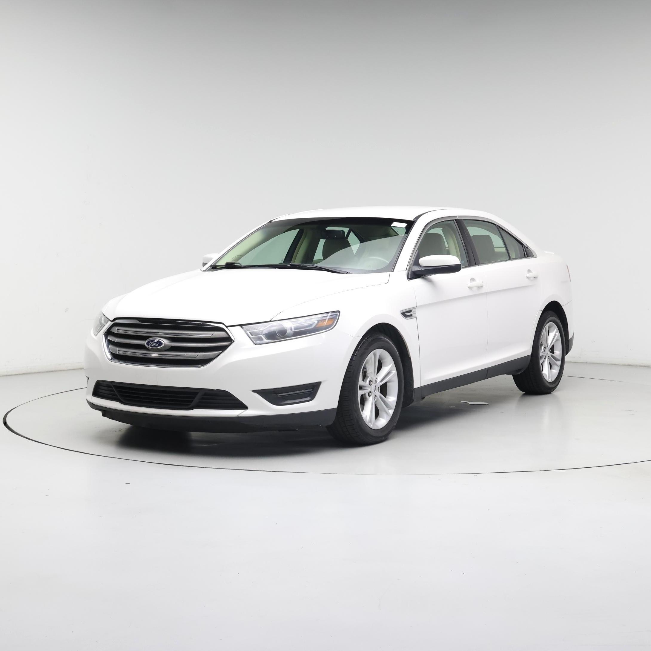 Thumbnail: 2015 Ford Taurus - 4