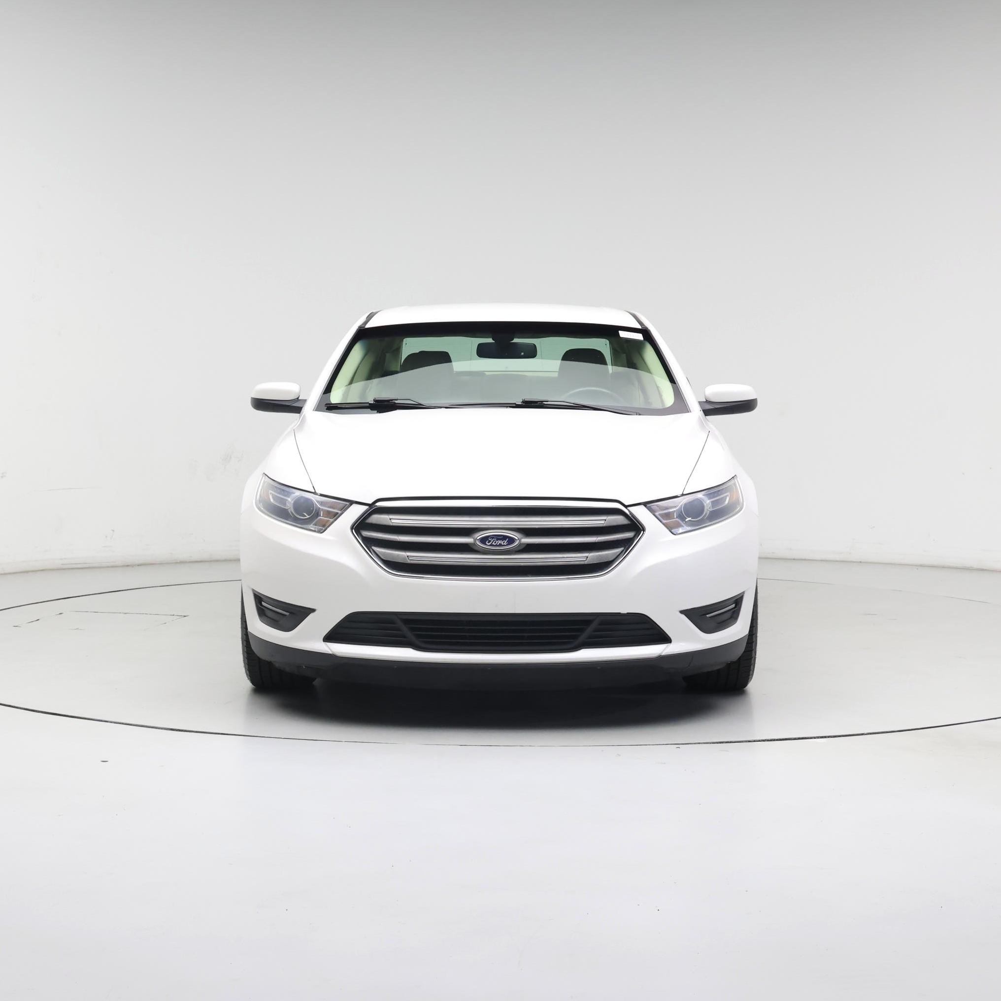 Thumbnail: 2015 Ford Taurus - 5