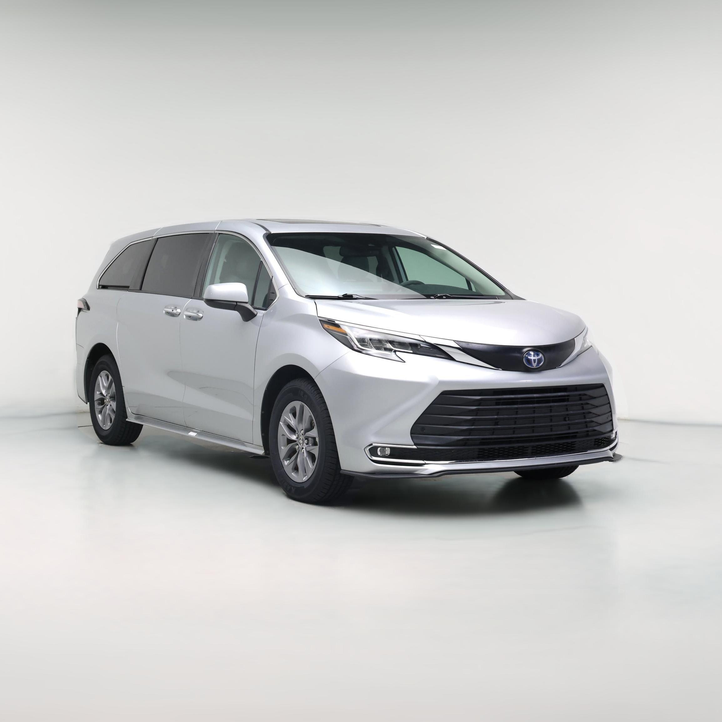 Thumbnail: 2022 Toyota Sienna - 1