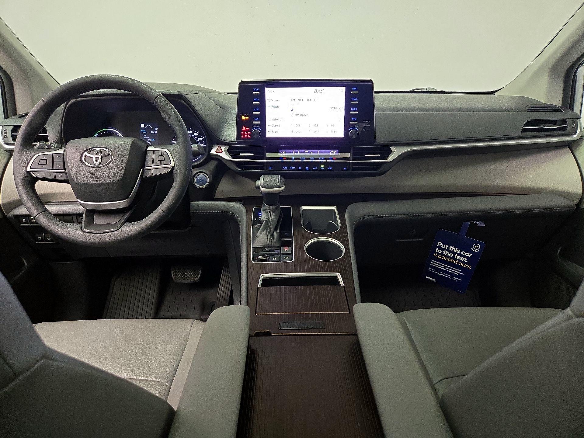 Thumbnail: 2022 Toyota Sienna - 9