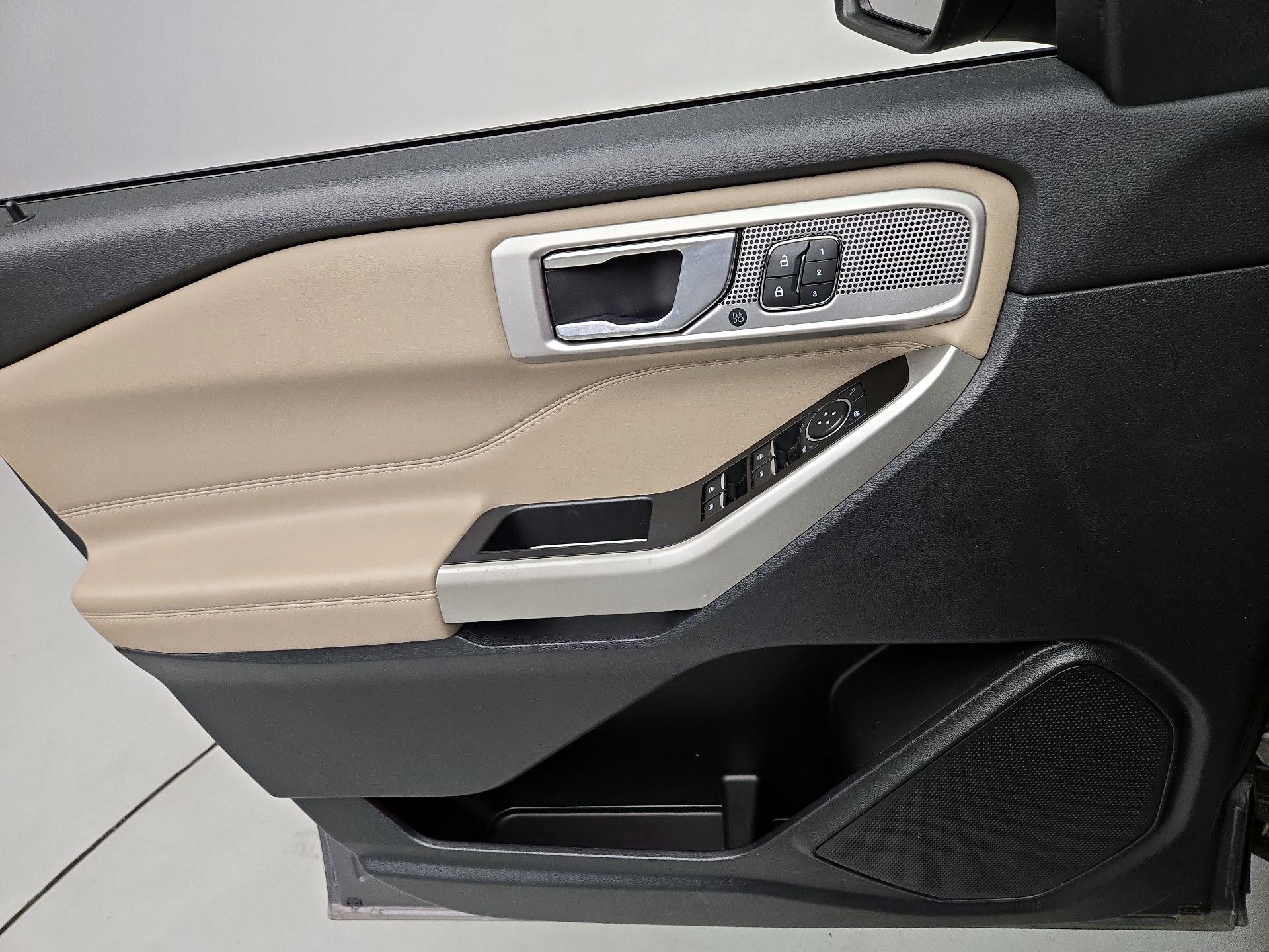 Thumbnail: 2021 Ford Explorer - 12