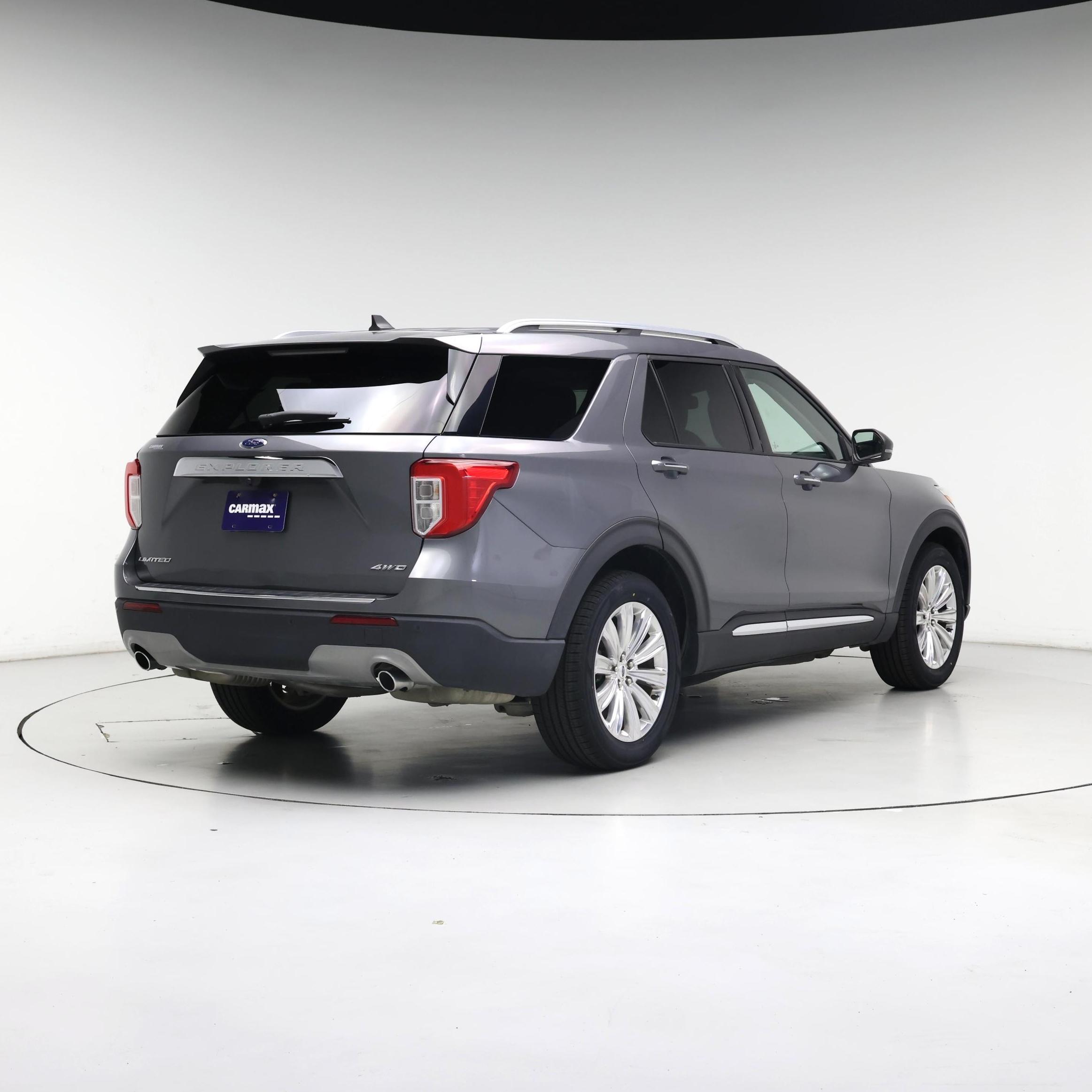 Thumbnail: 2021 Ford Explorer - 8