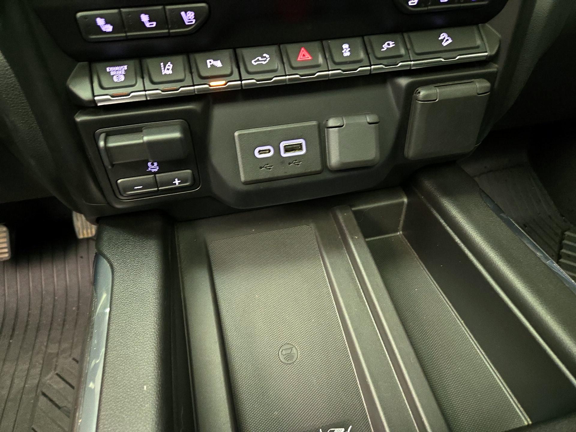 Thumbnail: 2020 Chevrolet Silverado 2500 - 19