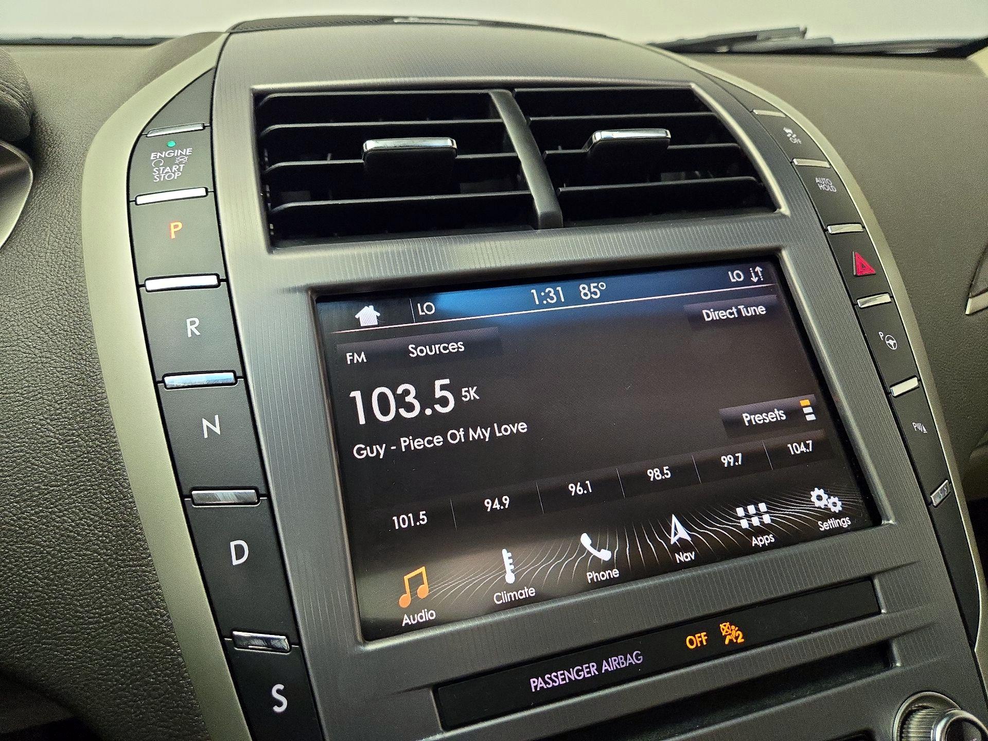 Thumbnail: 2019 Lincoln MKZ - 16