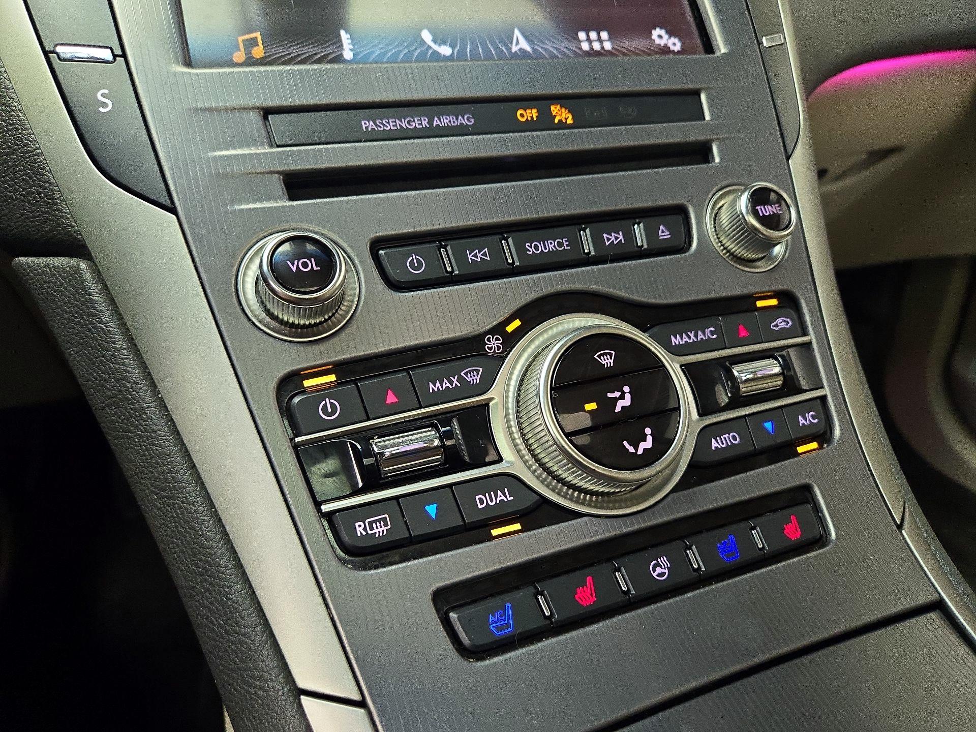 Thumbnail: 2019 Lincoln MKZ - 17