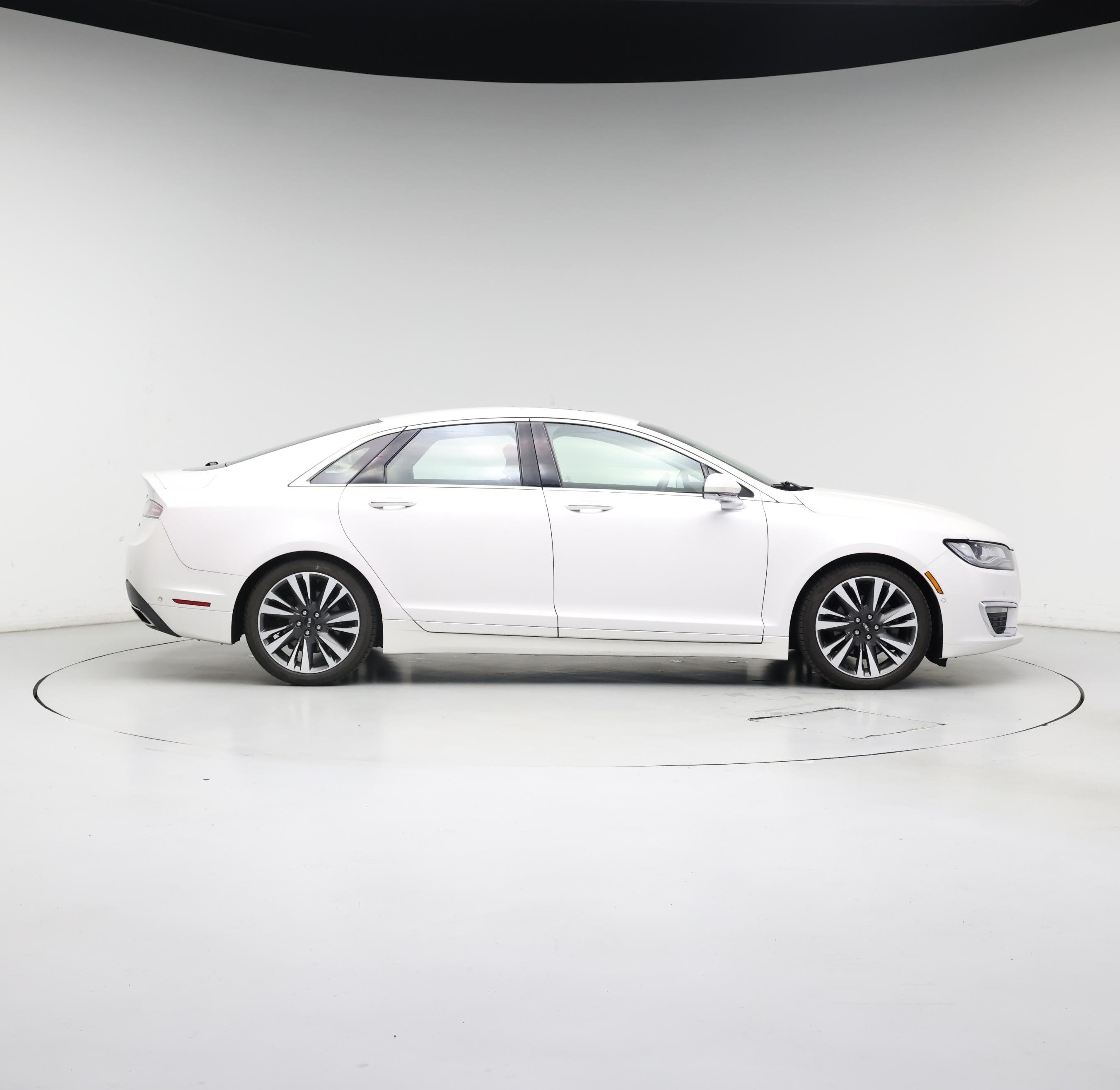 Thumbnail: 2019 Lincoln MKZ - 7