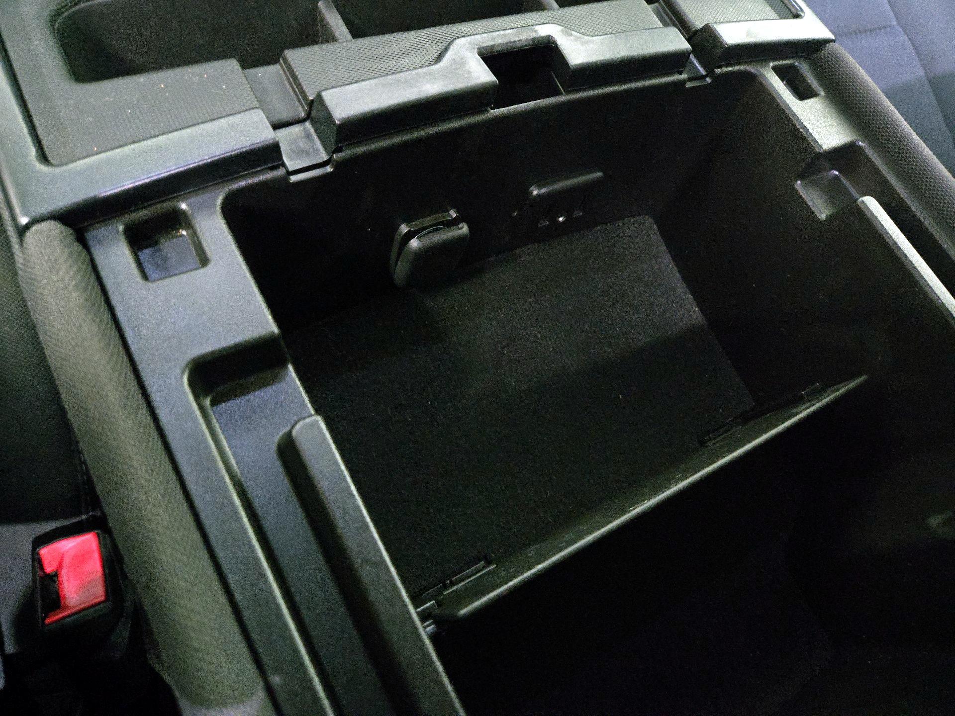 Thumbnail: 2017 Chevrolet Silverado 1500 - 18