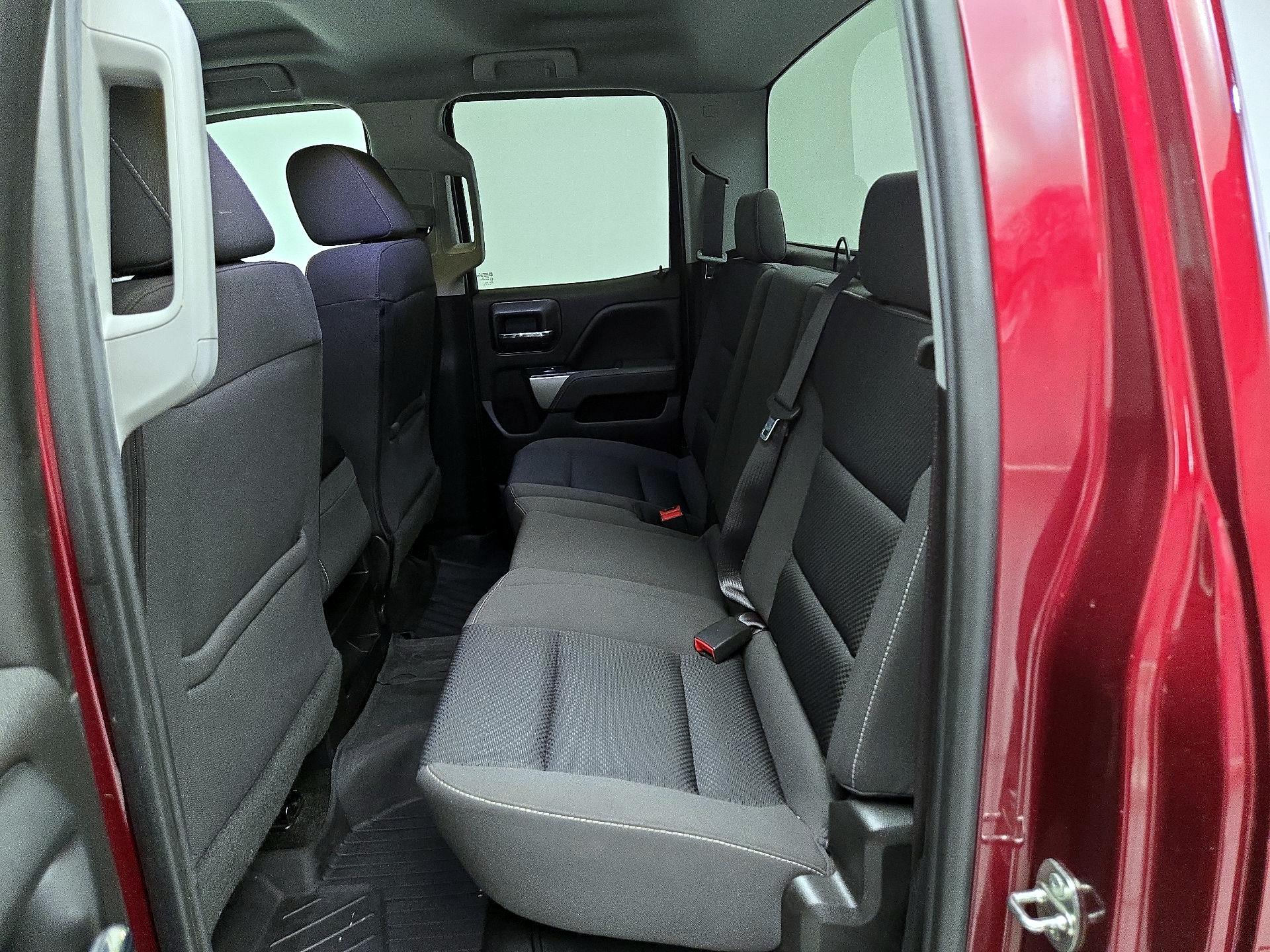 Thumbnail: 2017 Chevrolet Silverado 1500 - 19