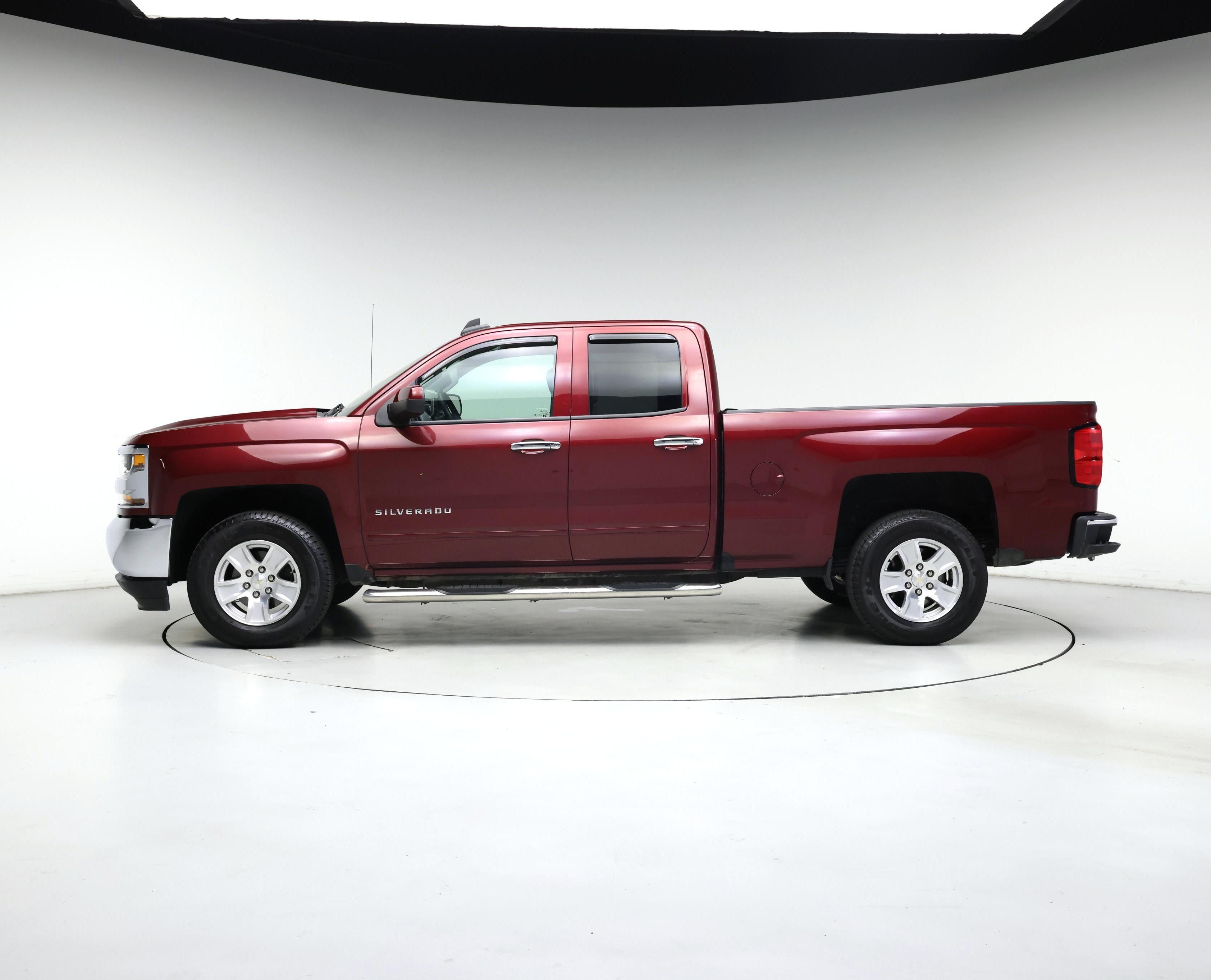 Thumbnail: 2017 Chevrolet Silverado 1500 - 3
