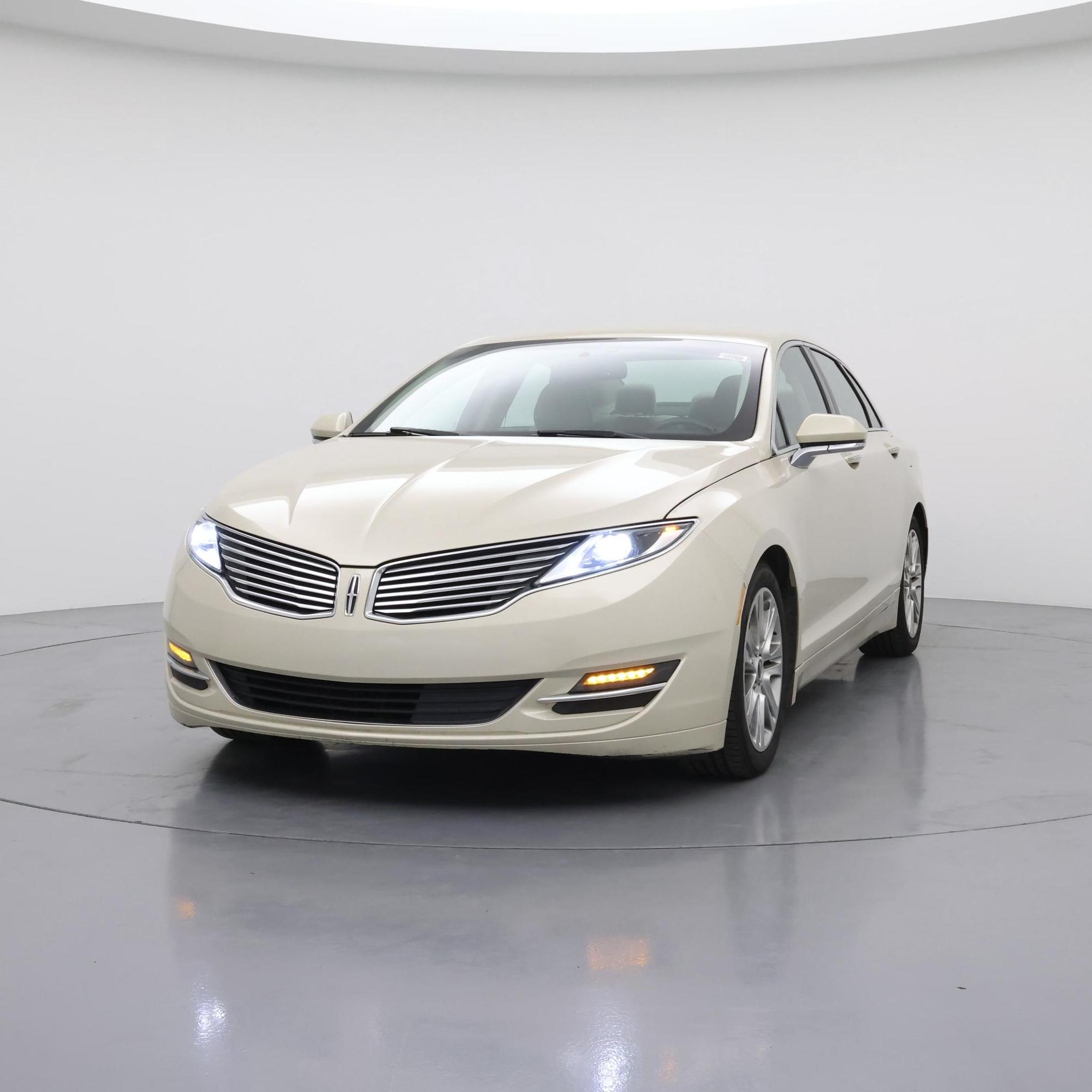 Thumbnail: 2016 Lincoln MKZ - 4