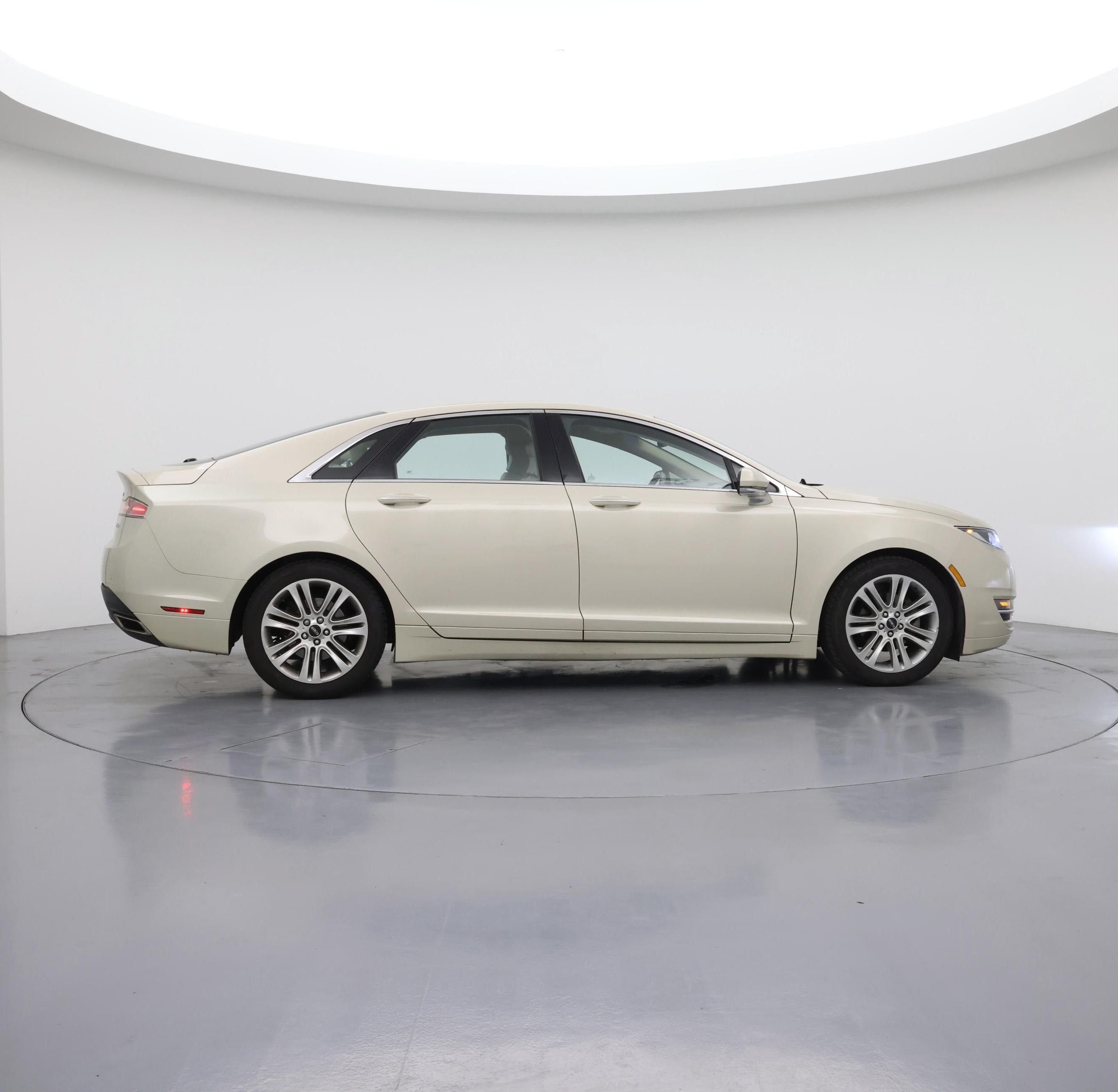 Thumbnail: 2016 Lincoln MKZ - 7