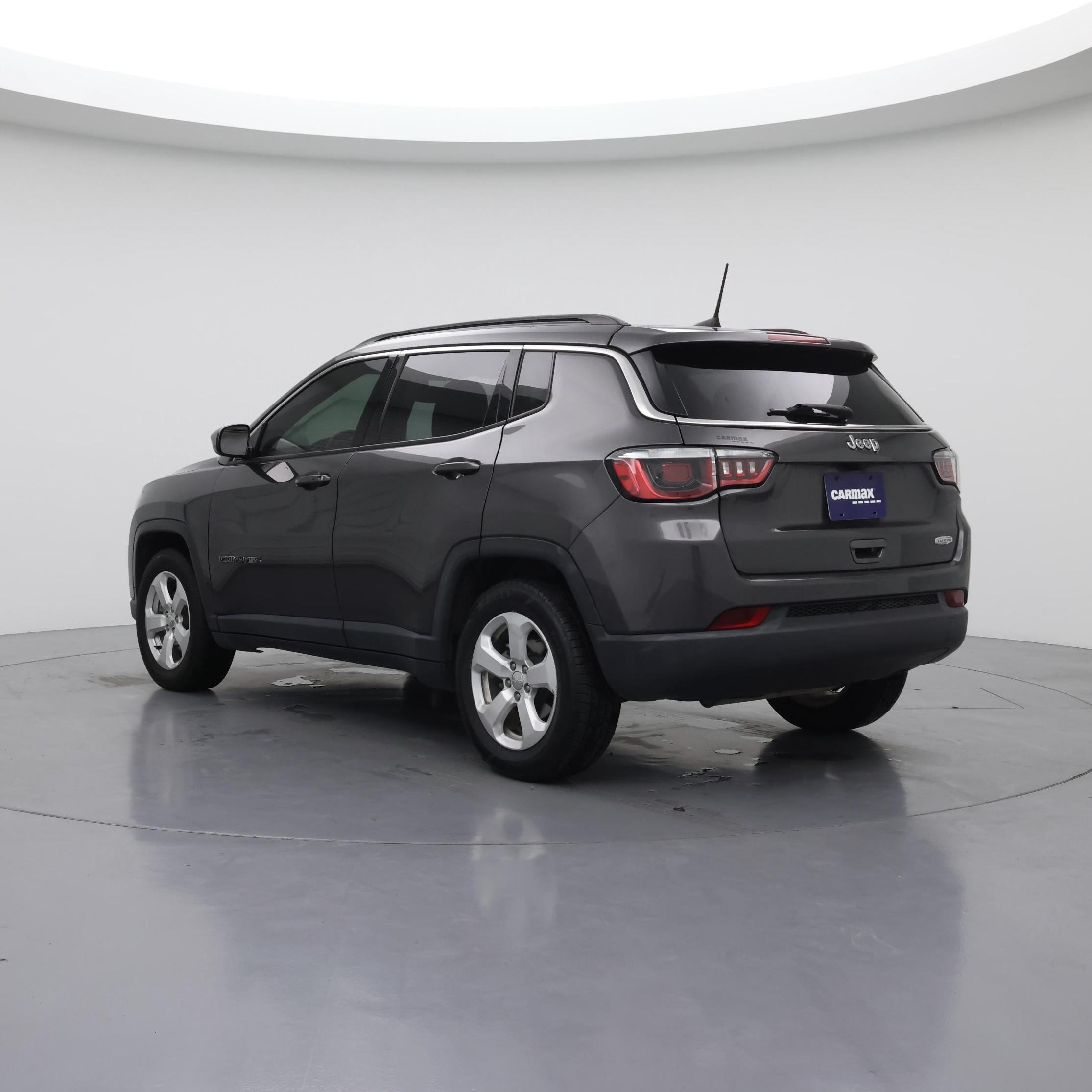 Thumbnail: 2019 Jeep Compass - 2