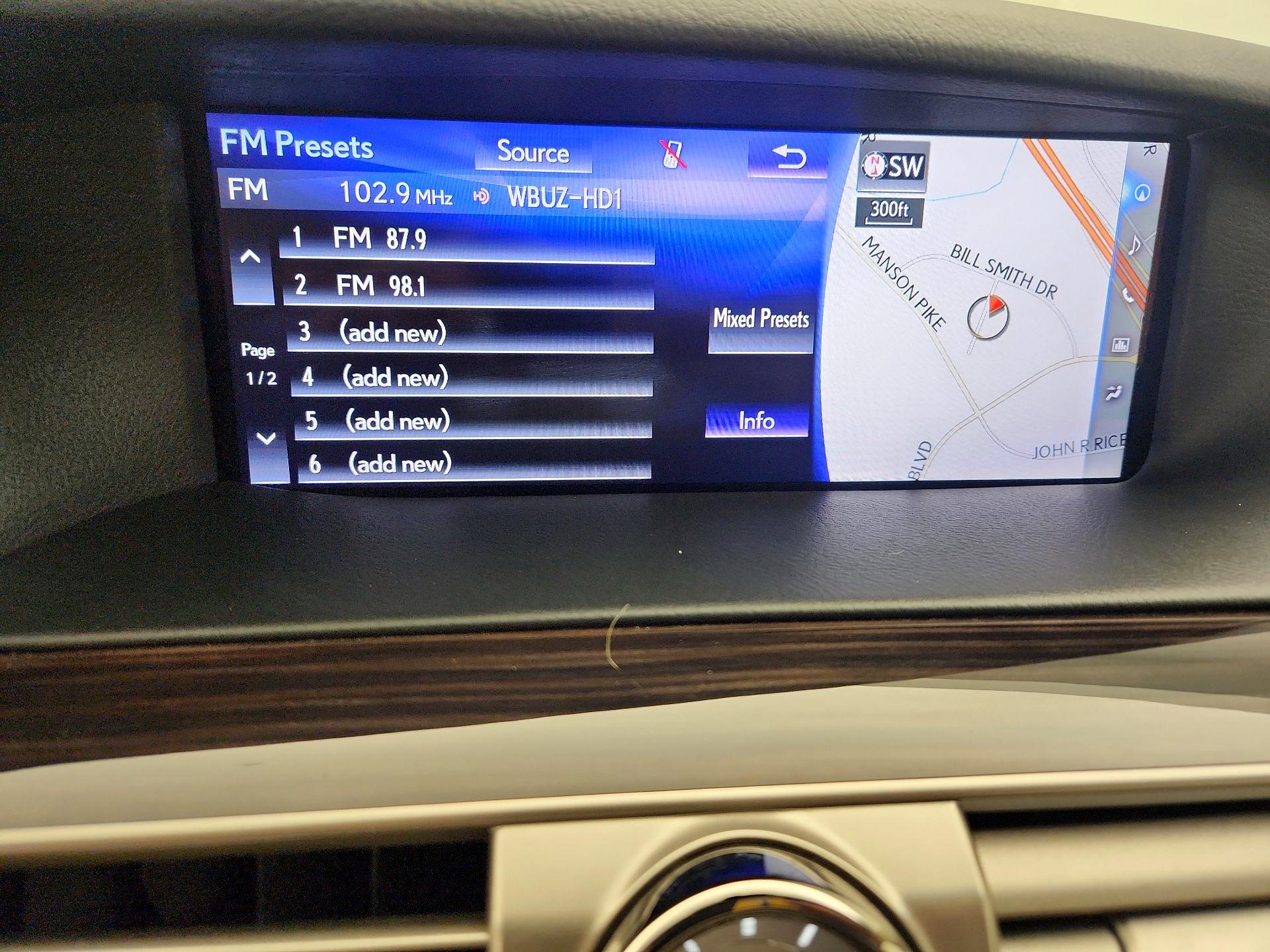 Thumbnail: 2017 Lexus LS - 16