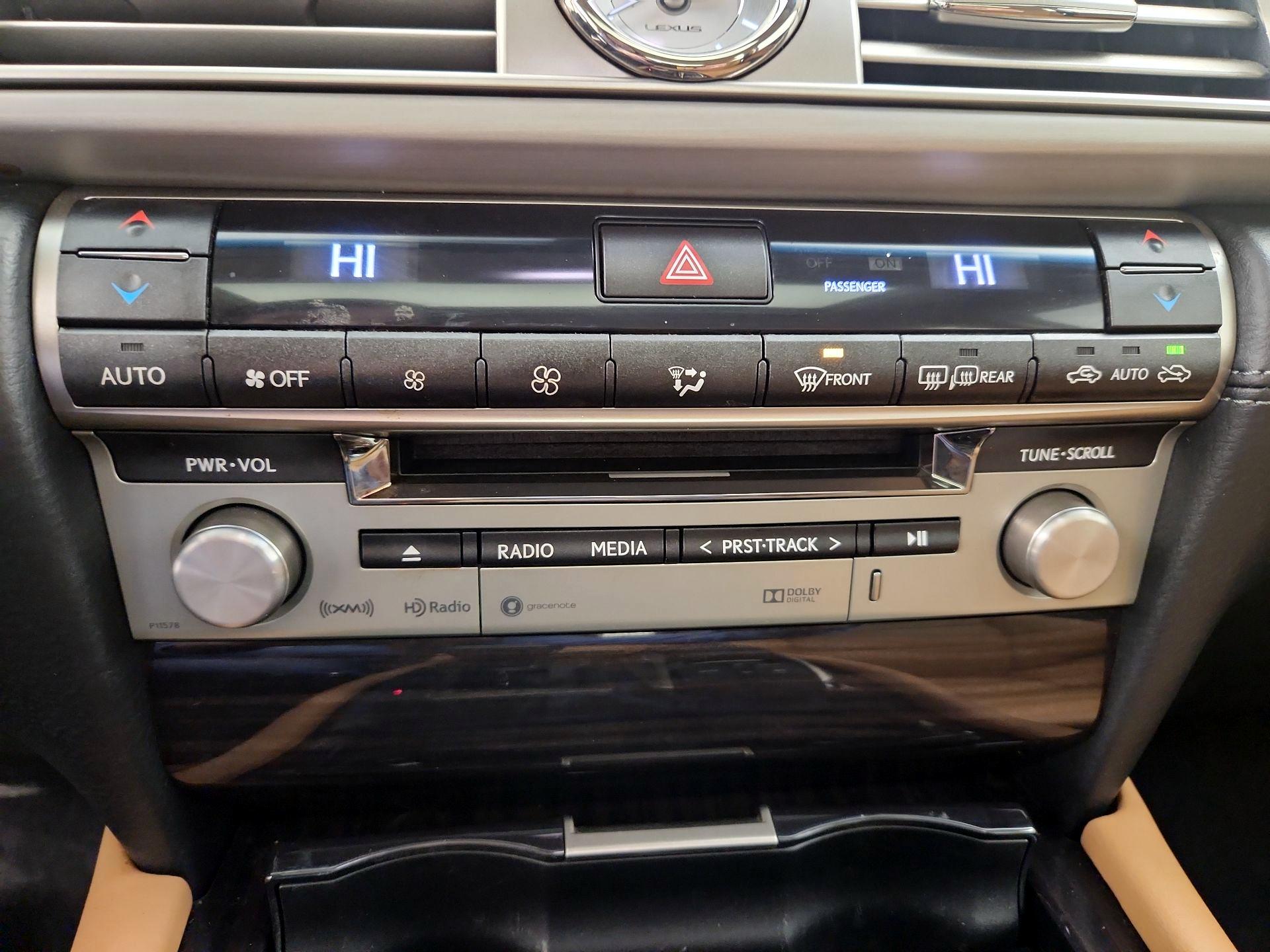 Thumbnail: 2017 Lexus LS - 17