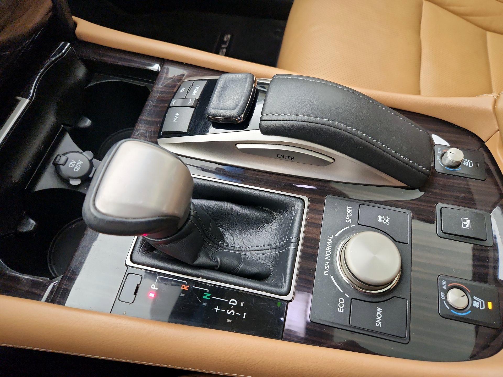 Thumbnail: 2017 Lexus LS - 18