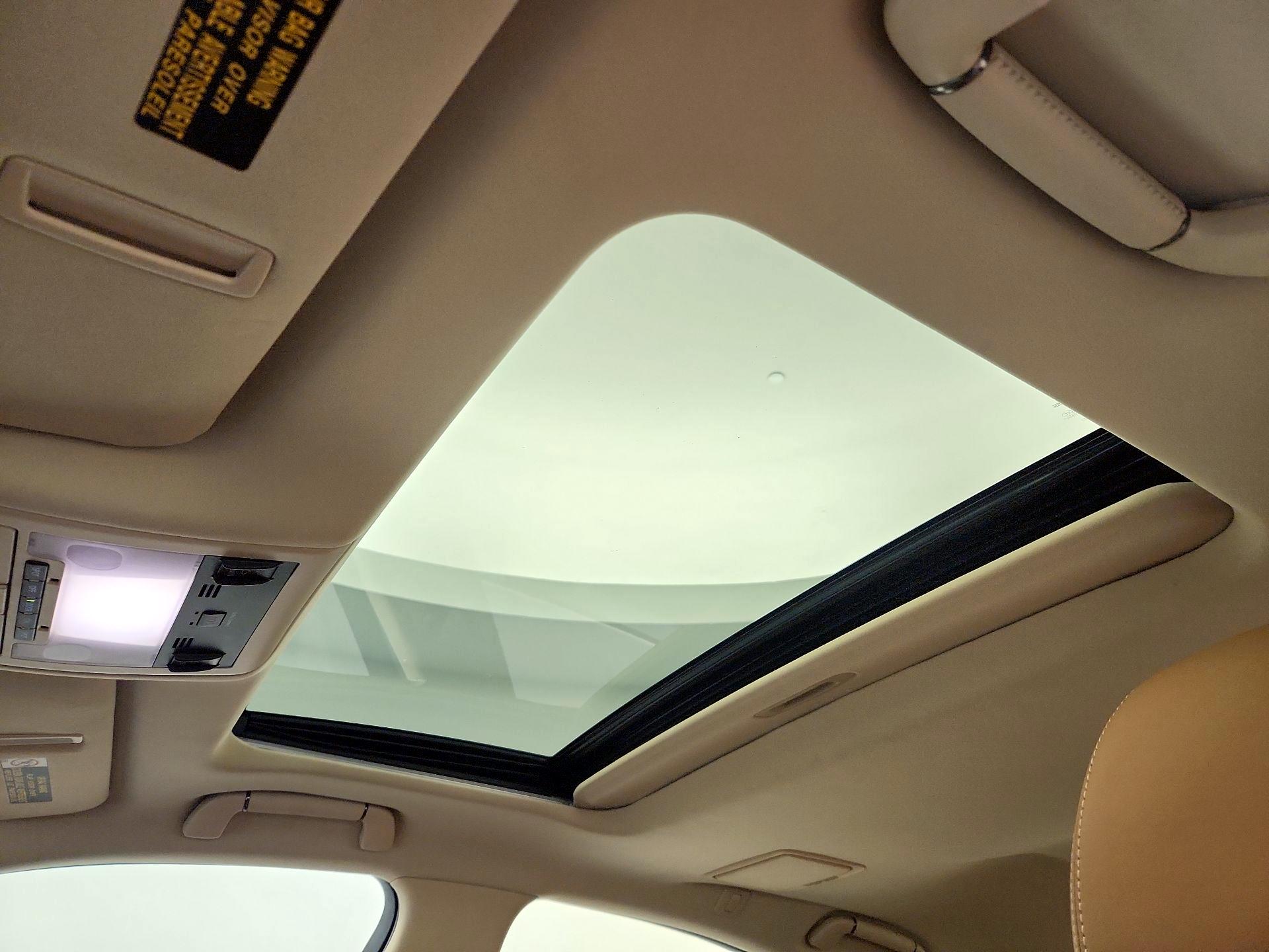 Thumbnail: 2017 Lexus LS - 20