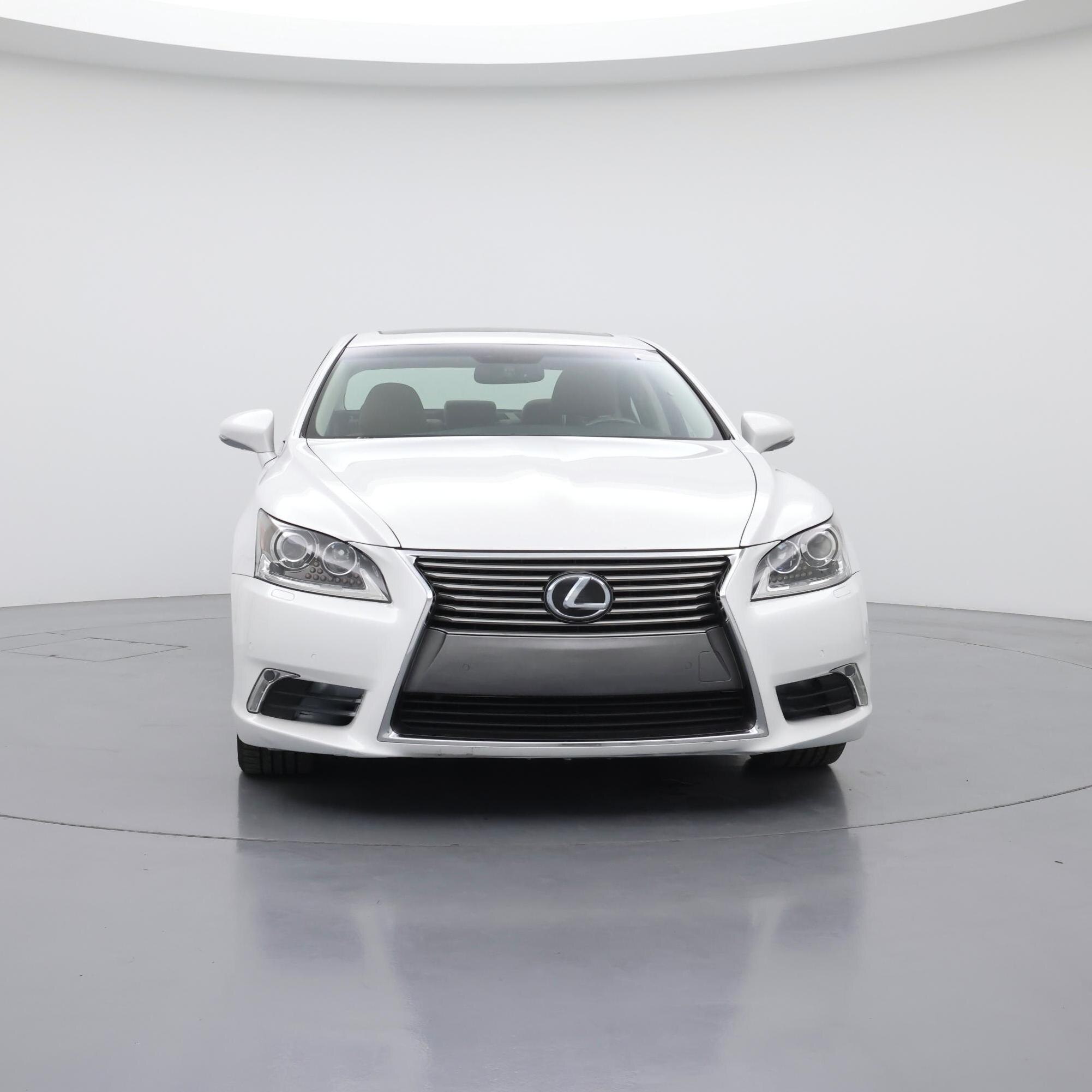 Thumbnail: 2017 Lexus LS - 5