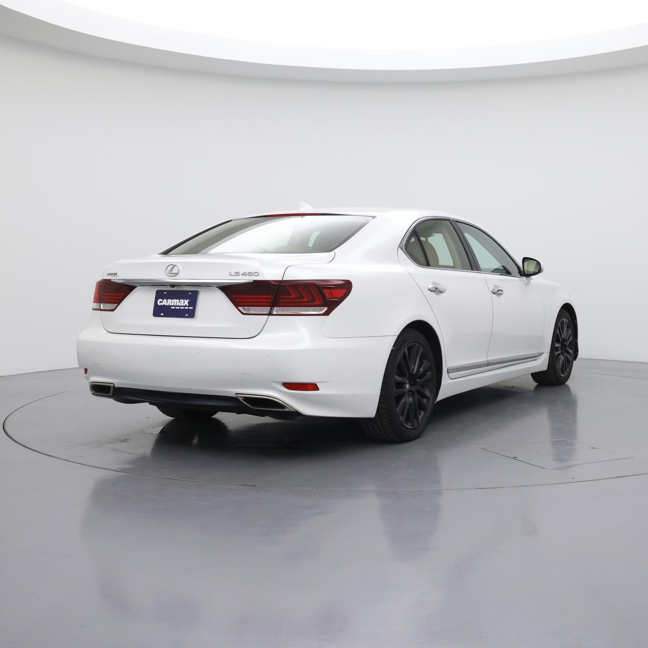 Thumbnail: 2017 Lexus LS - 8