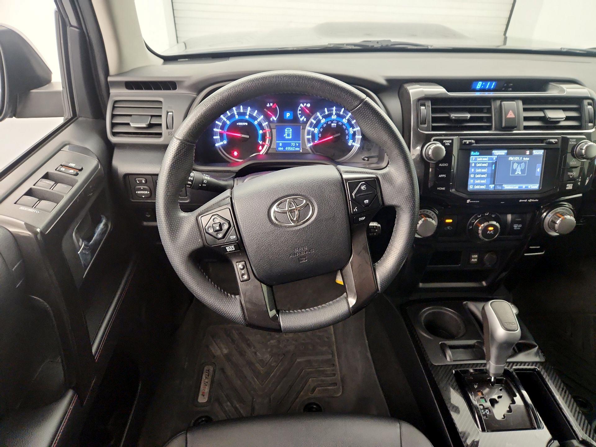 Thumbnail: 2019 Toyota 4Runner - 10