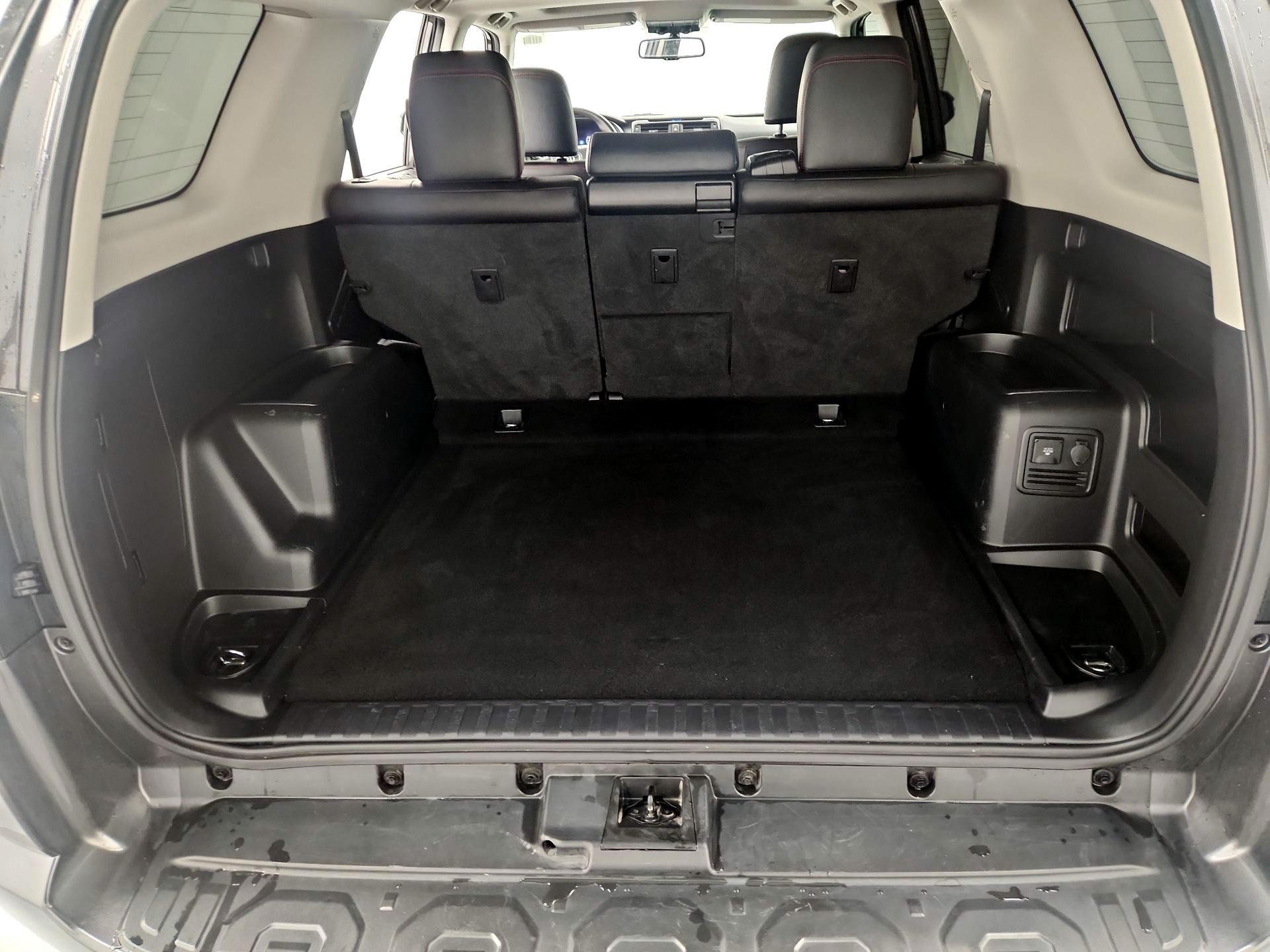 Thumbnail: 2019 Toyota 4Runner - 19