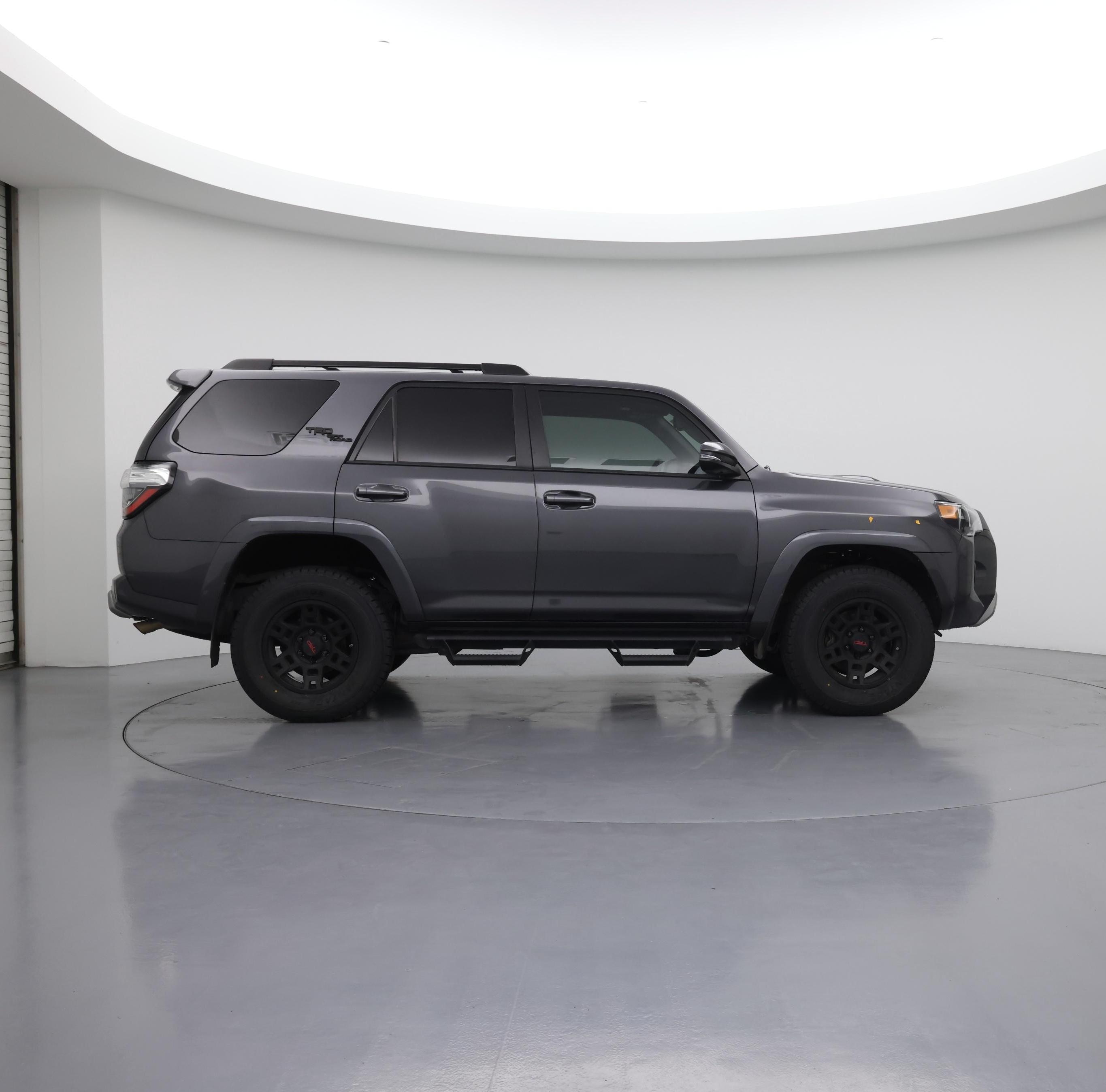 Thumbnail: 2019 Toyota 4Runner - 7