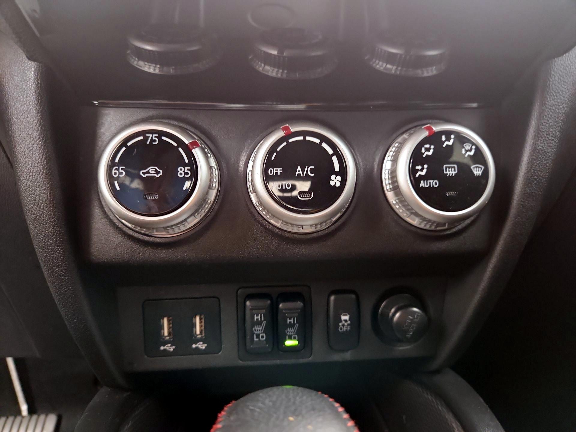 Thumbnail: 2021 Mitsubishi Outlander Sport - 16