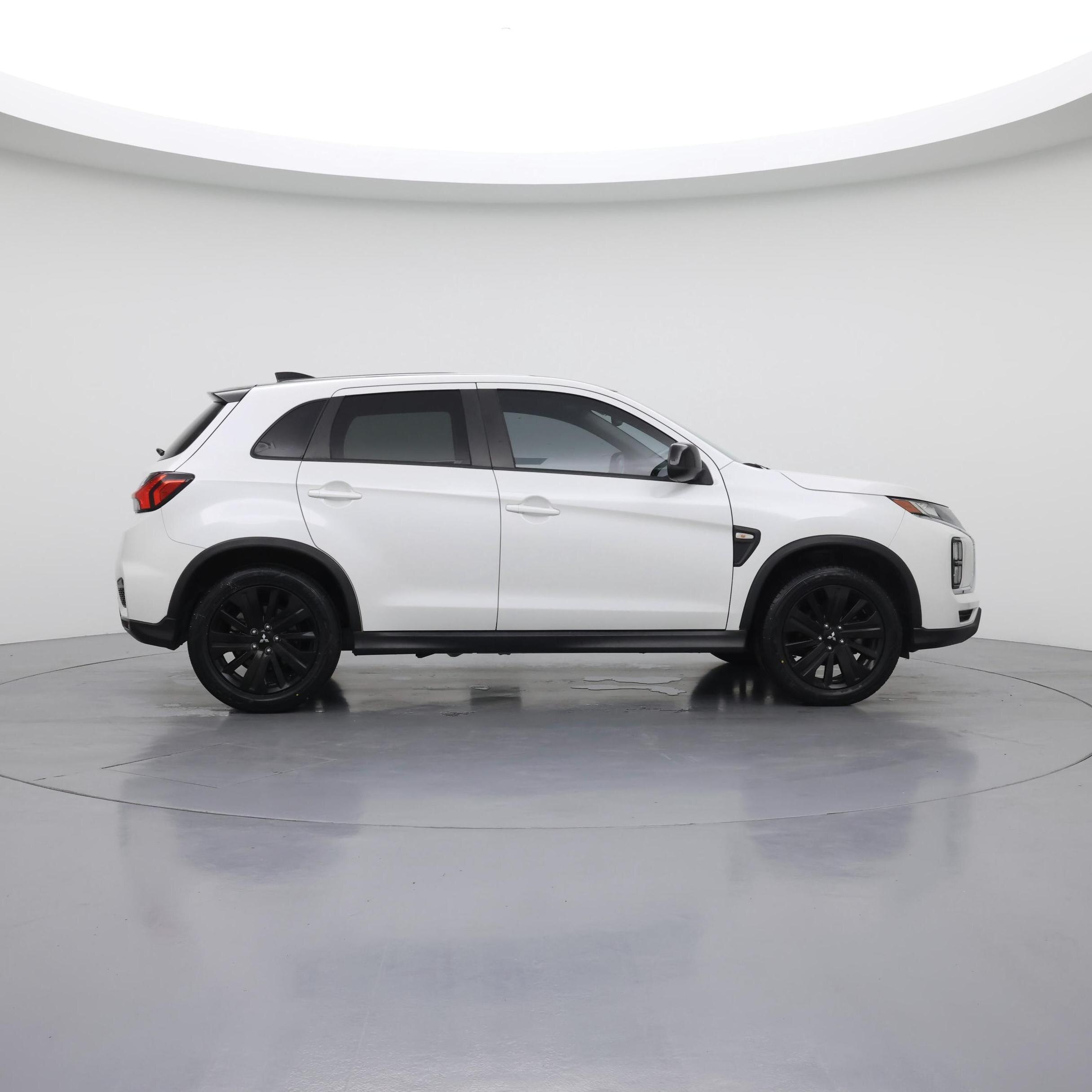 Thumbnail: 2021 Mitsubishi Outlander Sport - 7