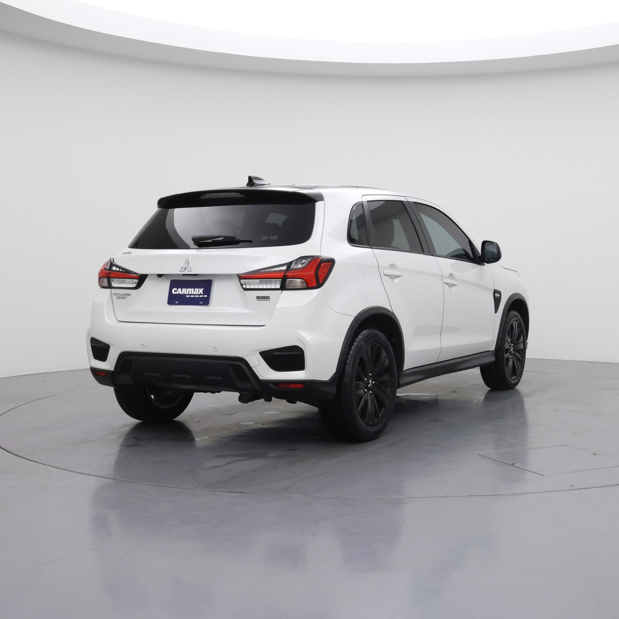 Thumbnail: 2021 Mitsubishi Outlander Sport - 8