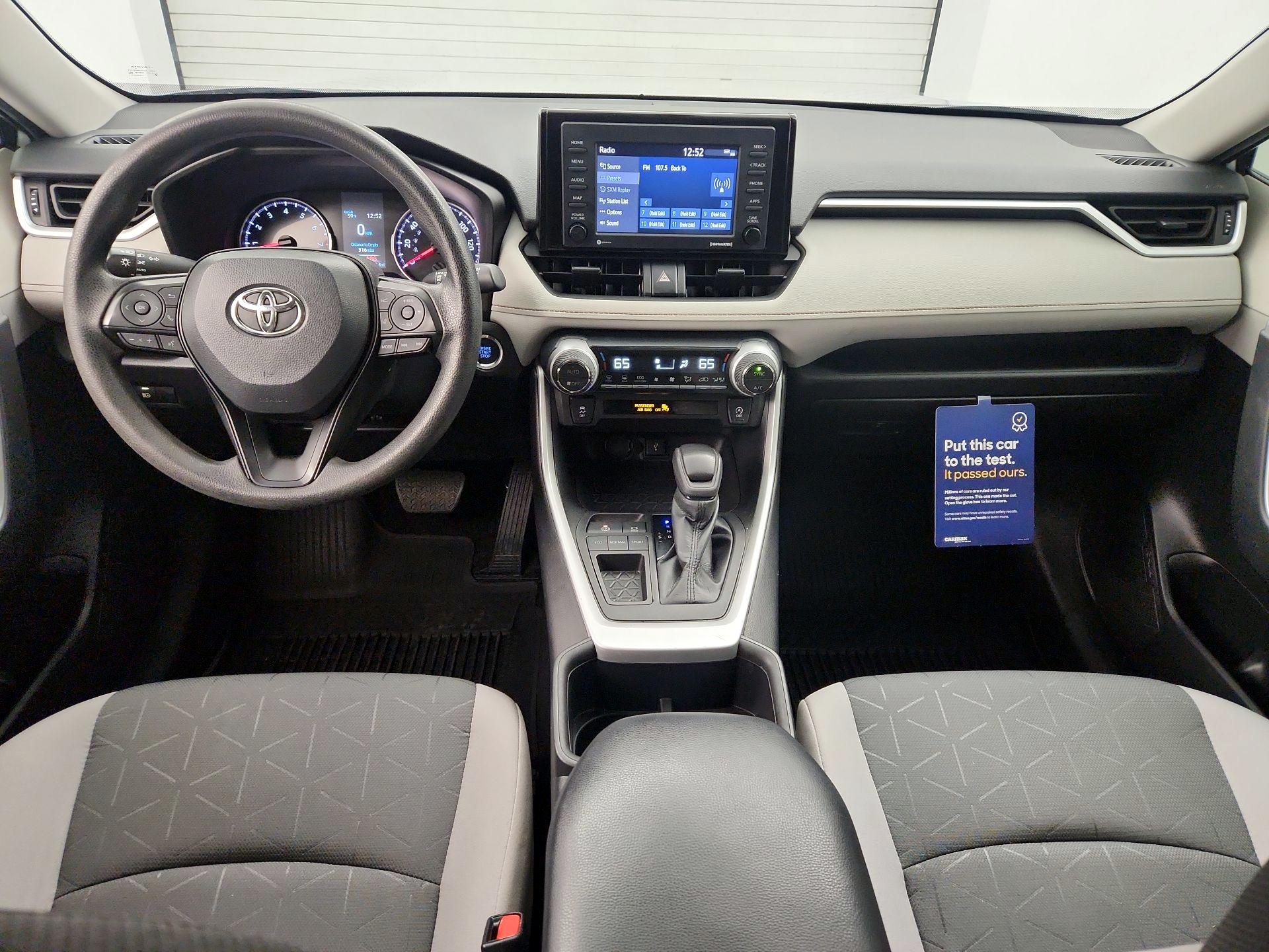 Thumbnail: 2022 Toyota RAV4 - 9