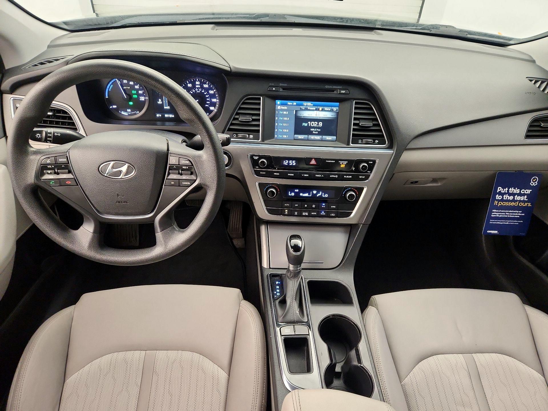 Thumbnail: 2017 Hyundai Sonata - 9